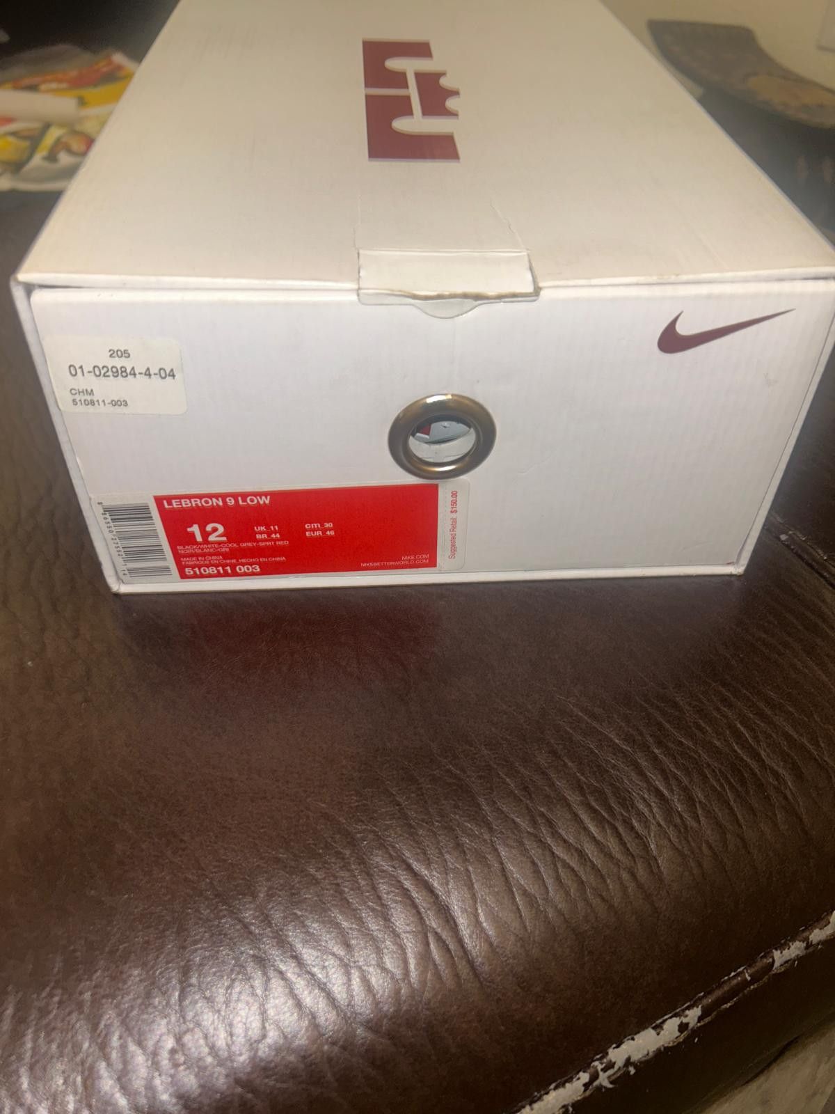 Nike NEW NEVER WORN Lebron 9 Black / Red Size US 12 / EU 45 - 2 Thumbnail