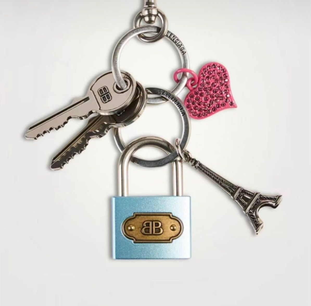 Balenciaga 💥 Paris Eiffel Tower Heart Souvenir Key Chain Size ONE SIZE - 1 Preview