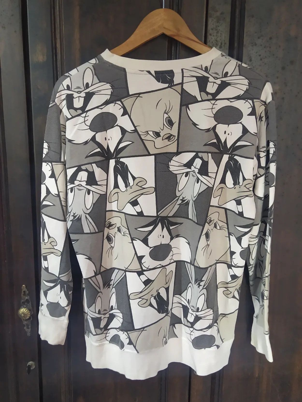 Japanese Brand Looney Tunes Full Print Character Sweatshirt (Warner Bros) Size US M / EU 48-50 / 2 - 3 Thumbnail