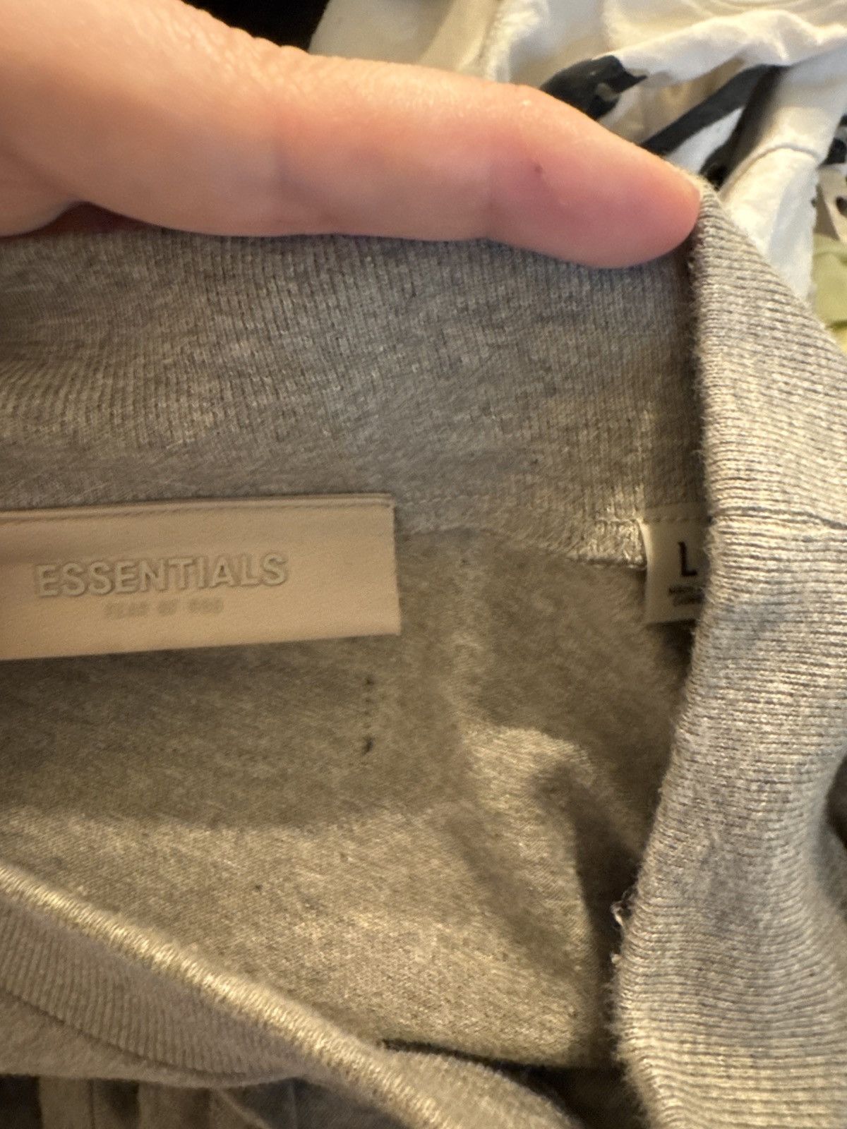 Essentials Essentials Fear of God longsleeve Size US L / EU 52-54 / 3 - 3 Thumbnail