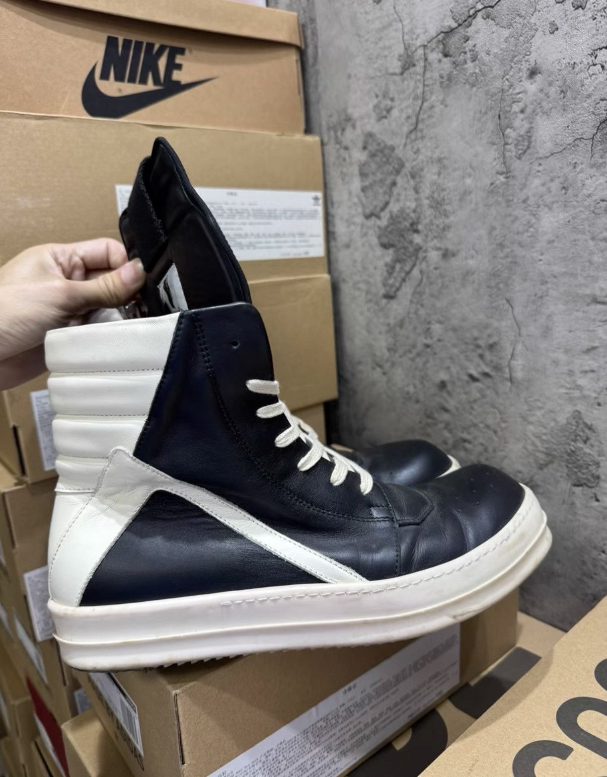 Rick Owens Rick Owens Main Line Triangle K37 Size US 9 / EU 42 - 1 Thumbnail