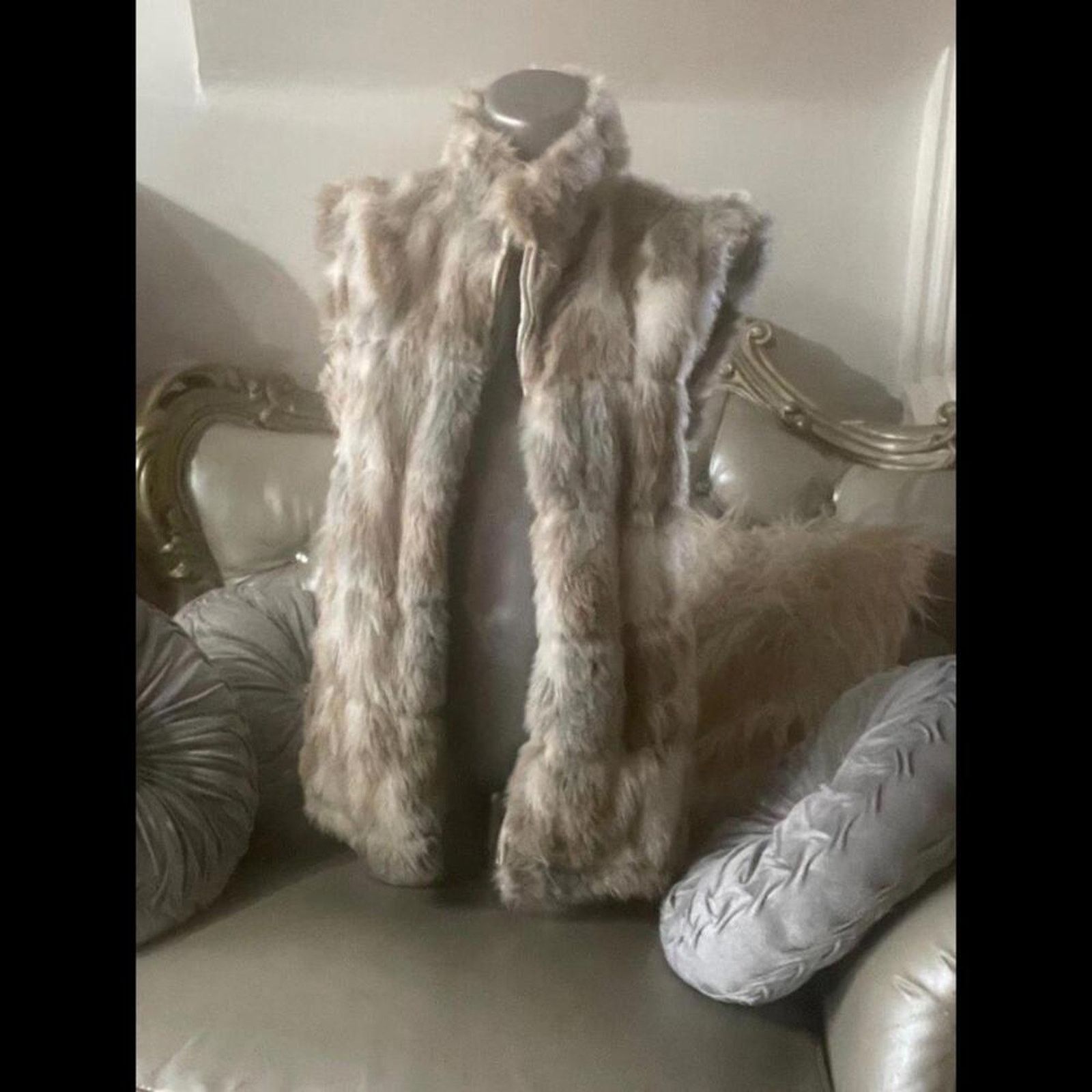 Other vest Faux Fur reversible vest knit back Size M / US 6-8 / IT 42-44 - 1 Thumbnail