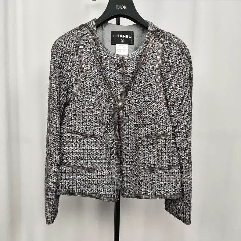 Chanel Chanel Show-style tweed diamond jacket Size XS / US 0-2 / IT 36-38 - 1 Thumbnail