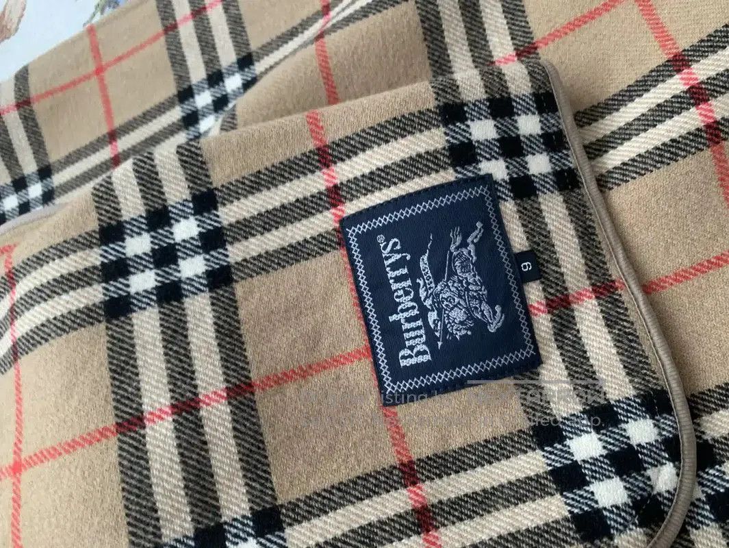 Burberry Burberry Khaki Wool Women's Coat Size M. Size M / US 6-8 / IT 42-44 - 7 Thumbnail