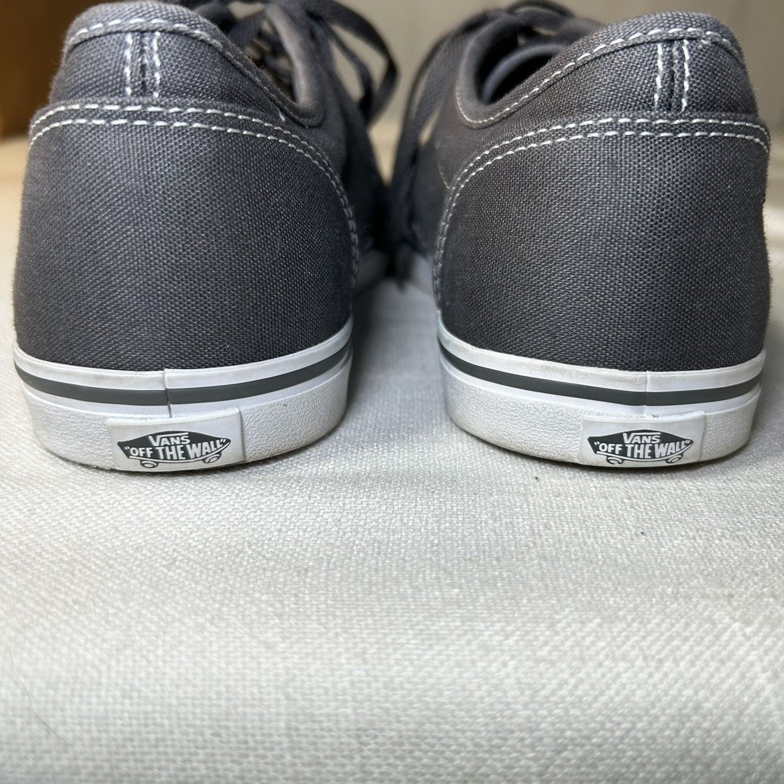 Vans Vans Women 9 Off The Wall Sneakers Gray Canvas Lace Up Round Size US 9 / IT 39 - 9 Thumbnail