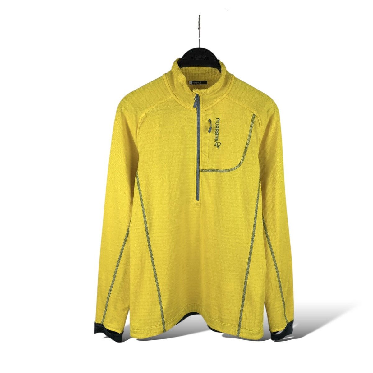 Norrona Norrona Bitihorn Powerdry Long Slevee Shirt Women’s Hiking Size M / US 6-8 / IT 42-44 - 1 Thumbnail