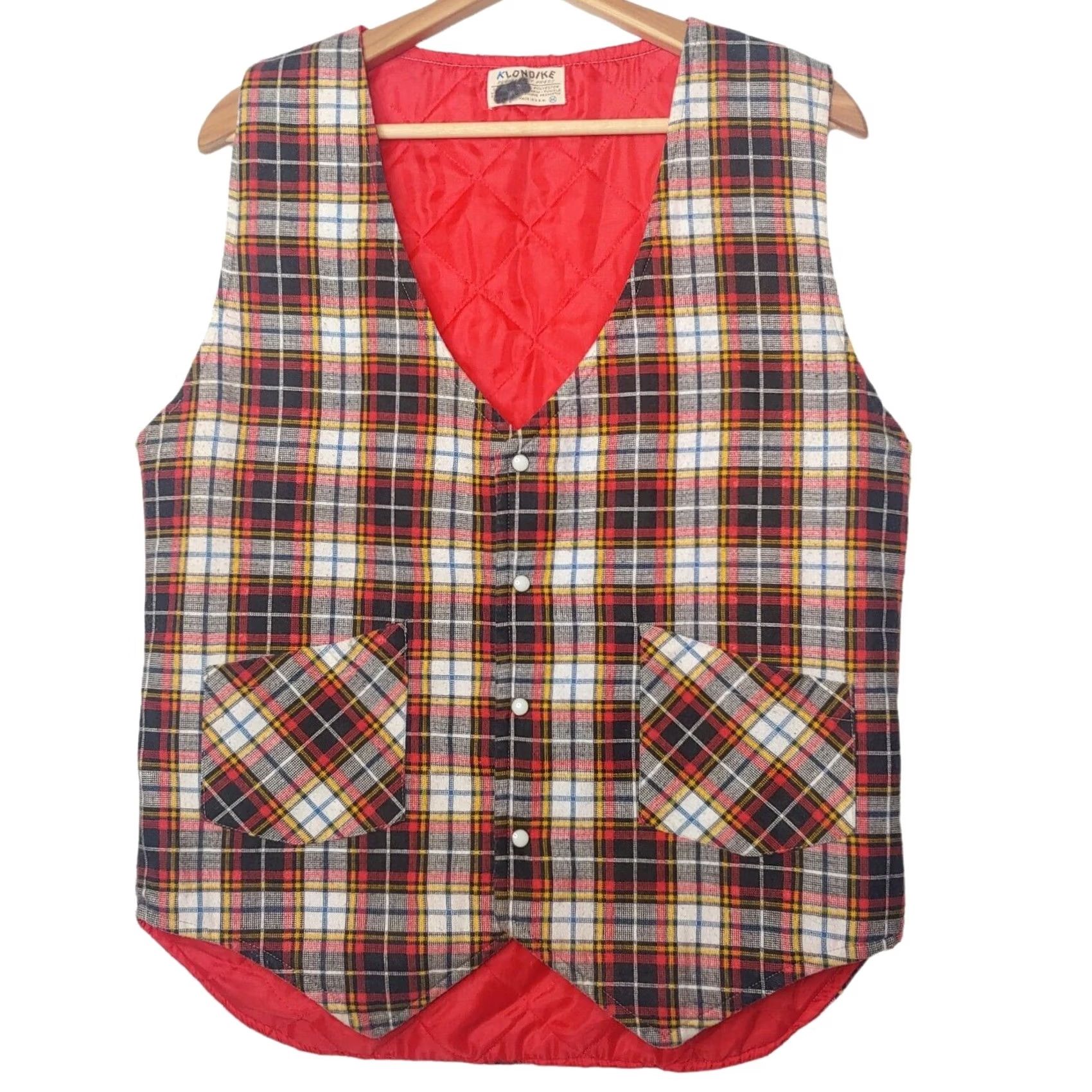 Vintage VINTAGE Klondike Vest Men M Quilted Lined White Red Plaid Pearl Snaps Western/Hipster Vest Mens 20.5" Chest Regular 26" long USA Size US M / EU 48-50 / 2 - 2 Thumbnail