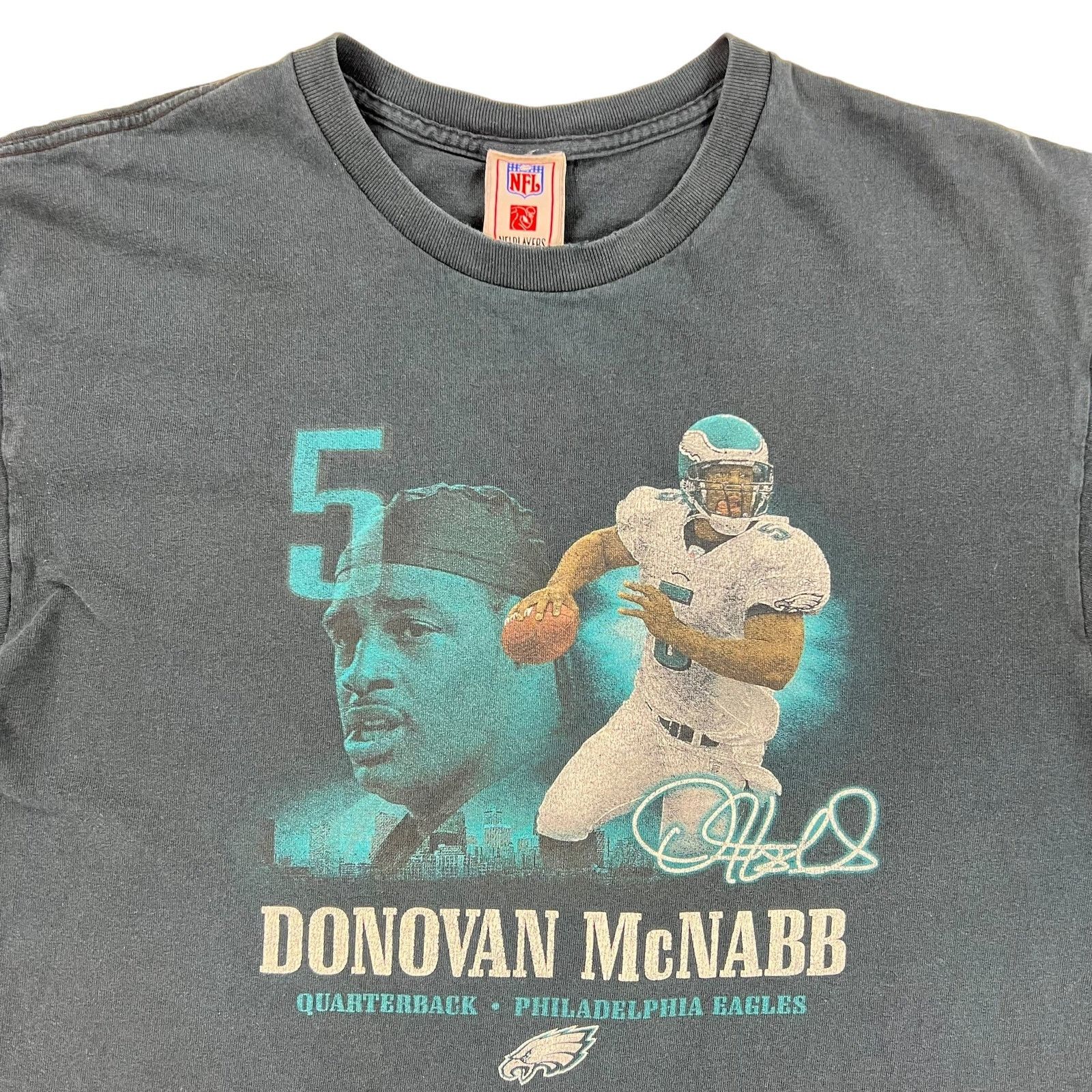 NFL × Vintage Vintage Y2K Philadelphia Eagles Donovan McNabb tee (L) Size US L / EU 52-54 / 3 - 4 Thumbnail