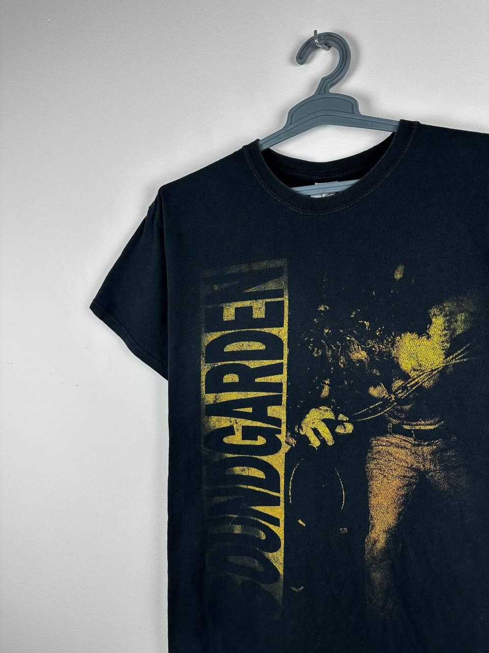 Band Tees × Vintage VINTAGE SOUNDGARDEN BADMOTOFINGER GRUNGE TEE NIRVANA HOLE Size US L / EU 52-54 / 3 - 1 Thumbnail