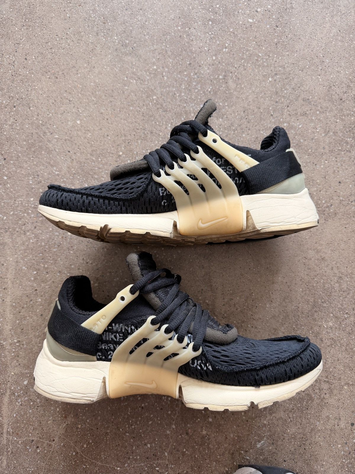 Nike × Off-White OG off white presto very clean Size US 8 / EU 41 - 2 Thumbnail