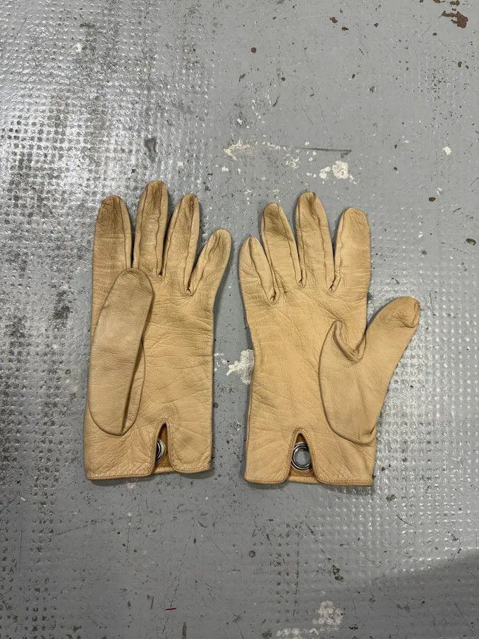 Hermes 1990s Hermès Eyelet Beige Leather Gloves Size ONE SIZE - 4 Thumbnail
