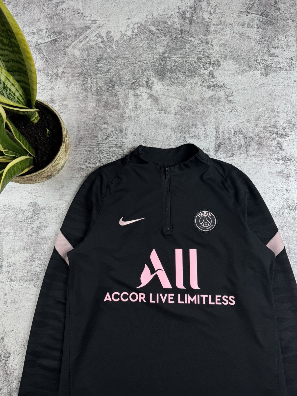 Nike MEN'S FC PARIS SAINT GERMAIN 2021/2022 PSG FOOTBALL SHIRT JERSEY SIZE XL Size US M / EU 48-50 / 2 - 5 Thumbnail
