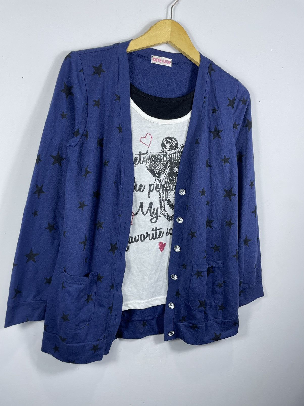 KMRii Japanese CUTE LOVE Cardigan Double Layer G Kurtcobain style Size US M / EU 48-50 / 2 - 2 Thumbnail