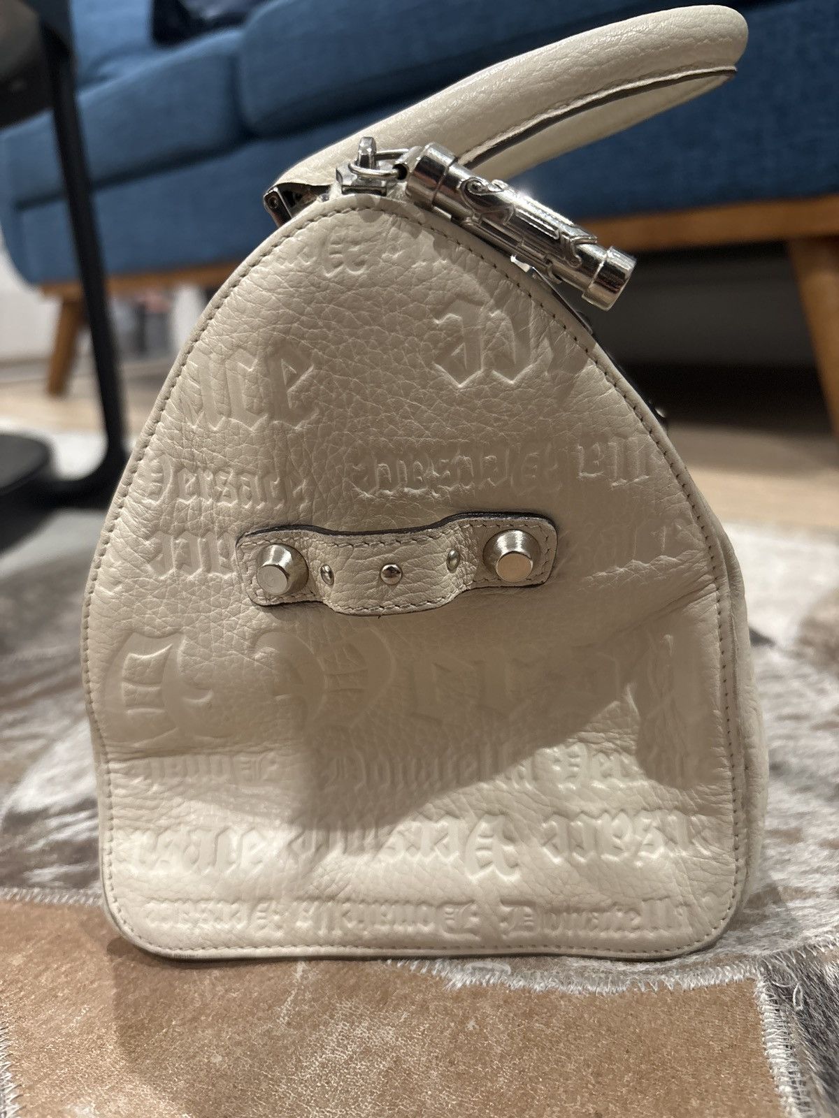 Versace RARE*** Vintage Versace Mini Bag with Embossed Leather Size ONE SIZE - 10 Thumbnail