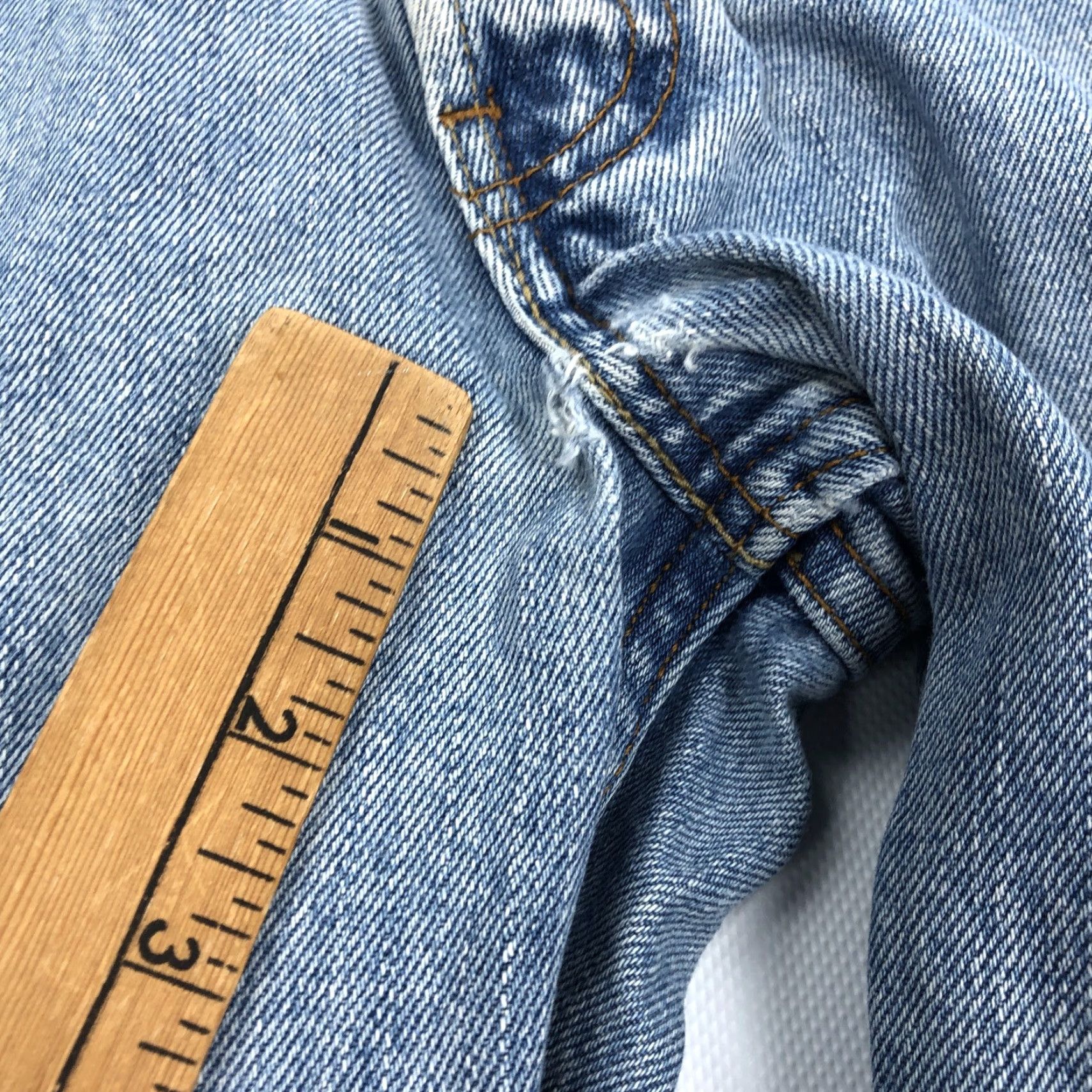 Levi's VINTAGE Levi's 550 Relaxed Fit Jeans Size US 36 / EU 52 - 2 Thumbnail