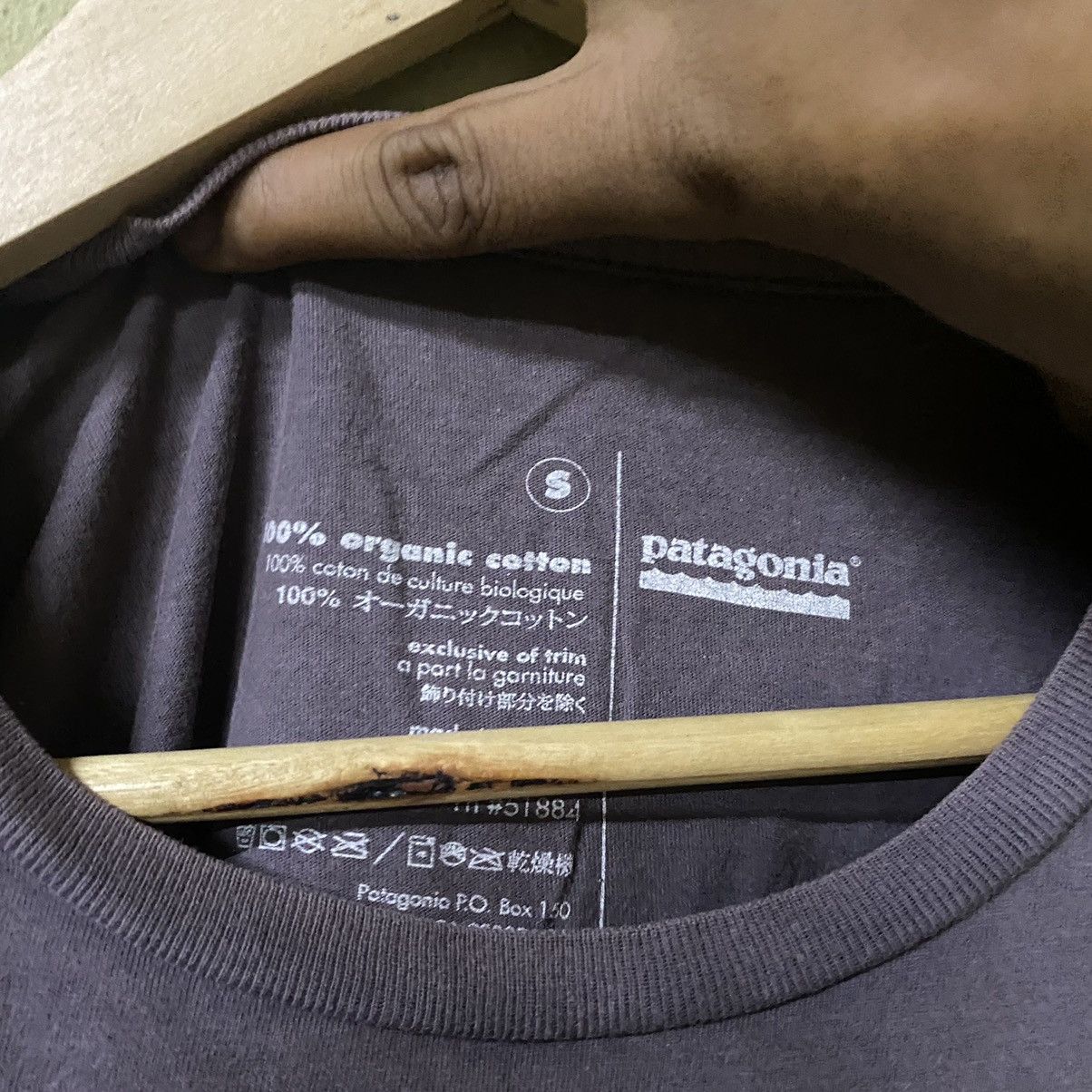 Patagonia Patagonia shirt big logo Sun faded Size US S / EU 44-46 / 1 - 6 Thumbnail