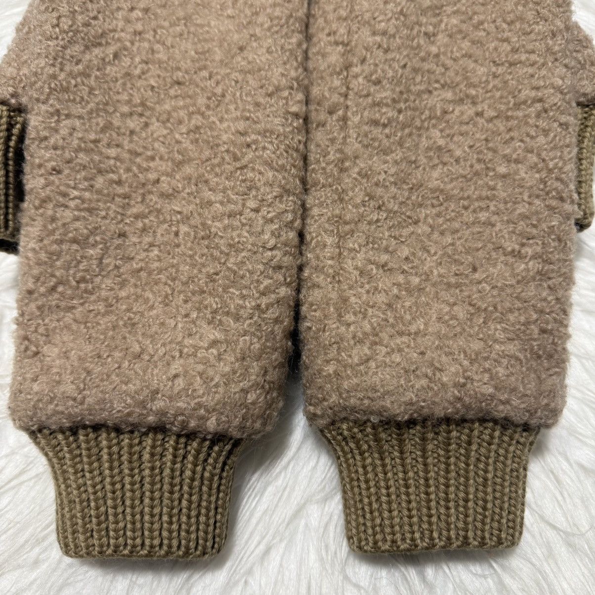 Prada Genuine Prada ribbed trim ball button knit jacket 36 beige Size XS / US 0-2 / IT 36-38 - 11 Thumbnail