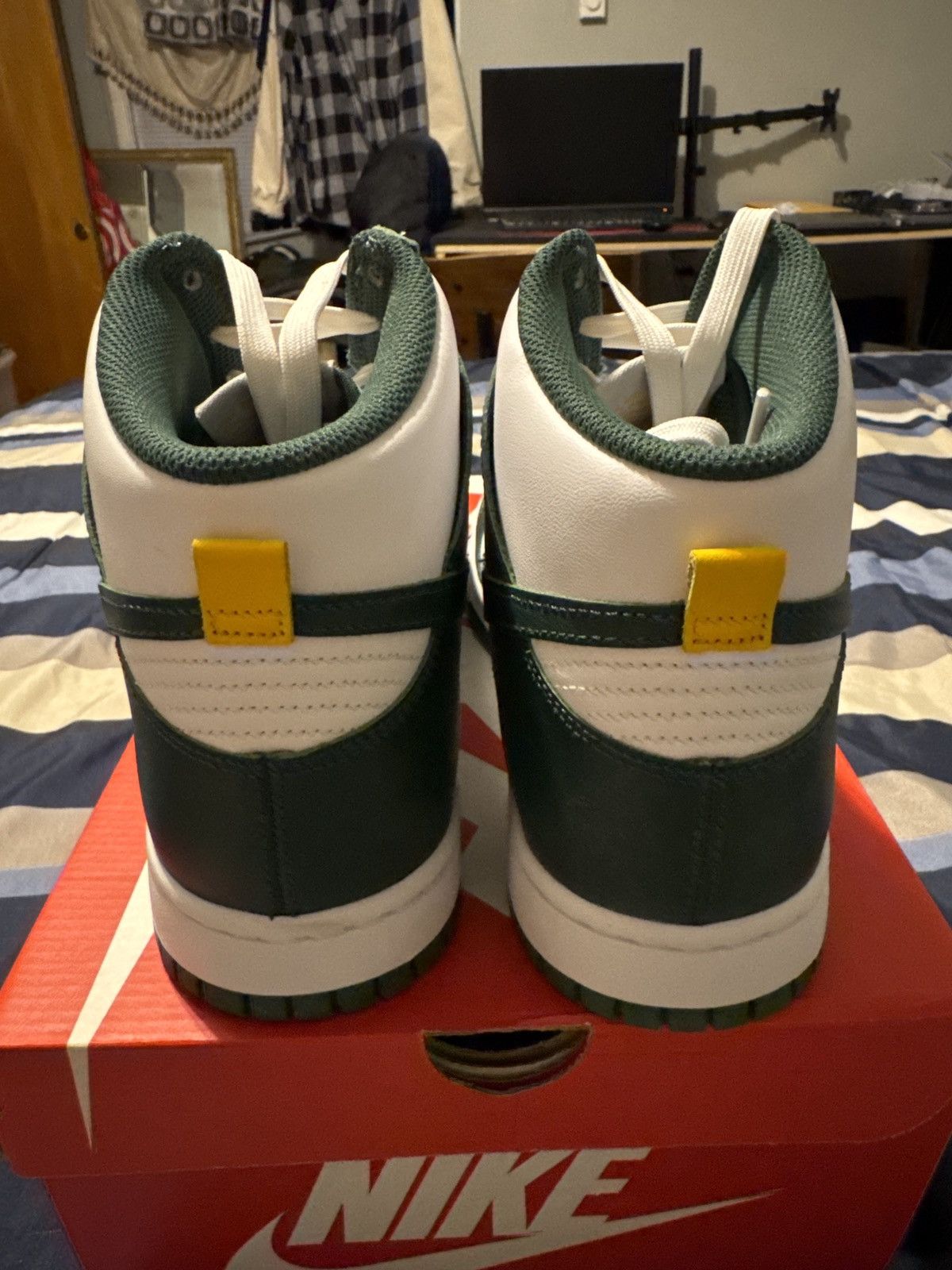 Nike Nike Dunk High Australia Size US 12.5 / EU 45-46 - 4 Thumbnail