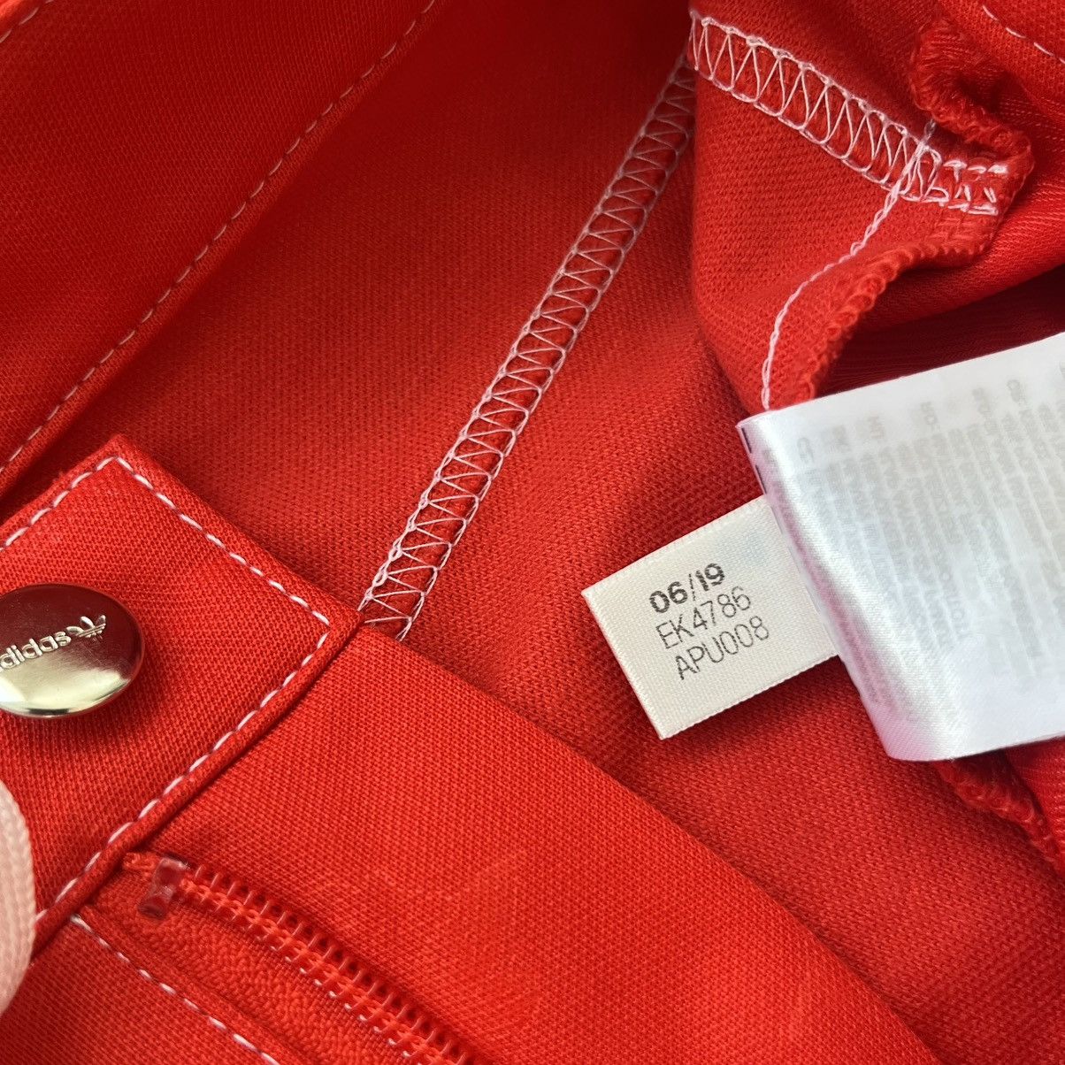 Adidas Adidas x Fiorucci Red Zip Ankle Angel Embossed Print Jogger Size 28" / US 6 / IT 42 - 10 Thumbnail