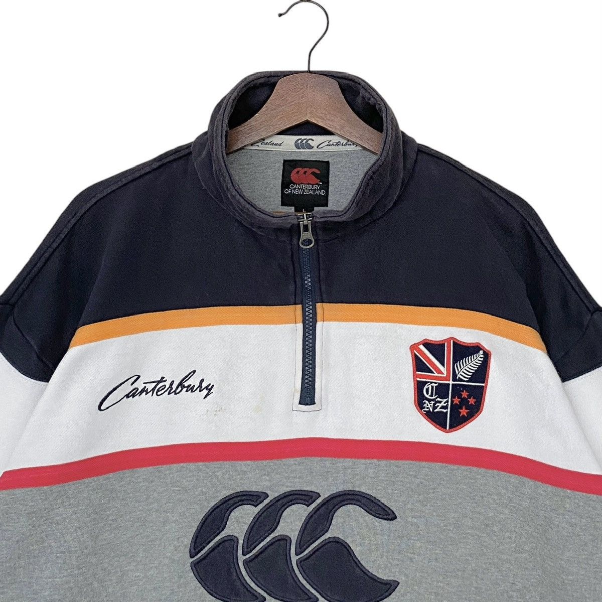 Canterbury of New Zealand × Vintage Vintage Brand Canterbury New Zealand Sweatshirt 1990s Size US L / EU 52-54 / 3 - 7 Thumbnail
