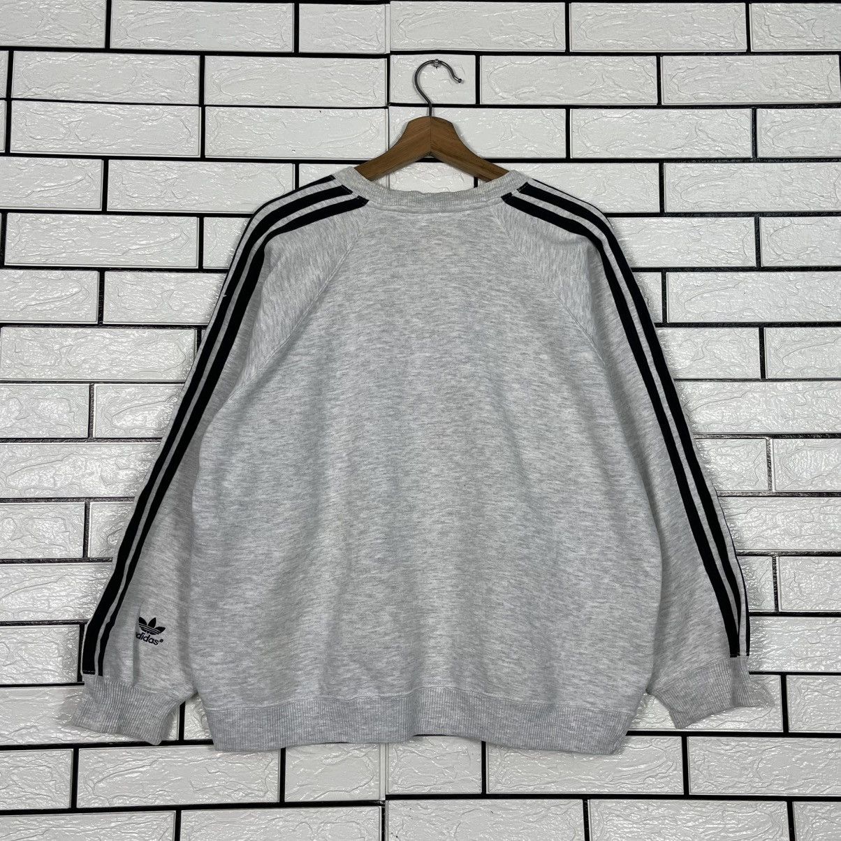 Adidas Vintage Adidas Crewneck Sweatshirt Size US M / EU 48-50 / 2 - 7 Thumbnail