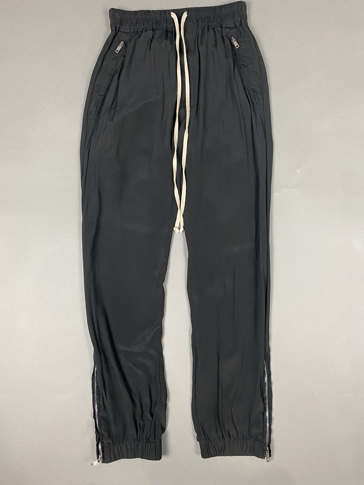 Rick Owens Rick owens jogger sweatpants Larry fw19 Size US 30 / EU 46 - 1 Thumbnail