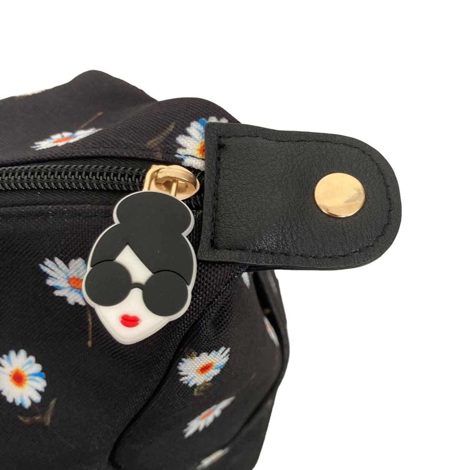Alice + Olivia Alice + Olivia Daisy Print Black Tote Bag Size ONE SIZE - 4 Thumbnail