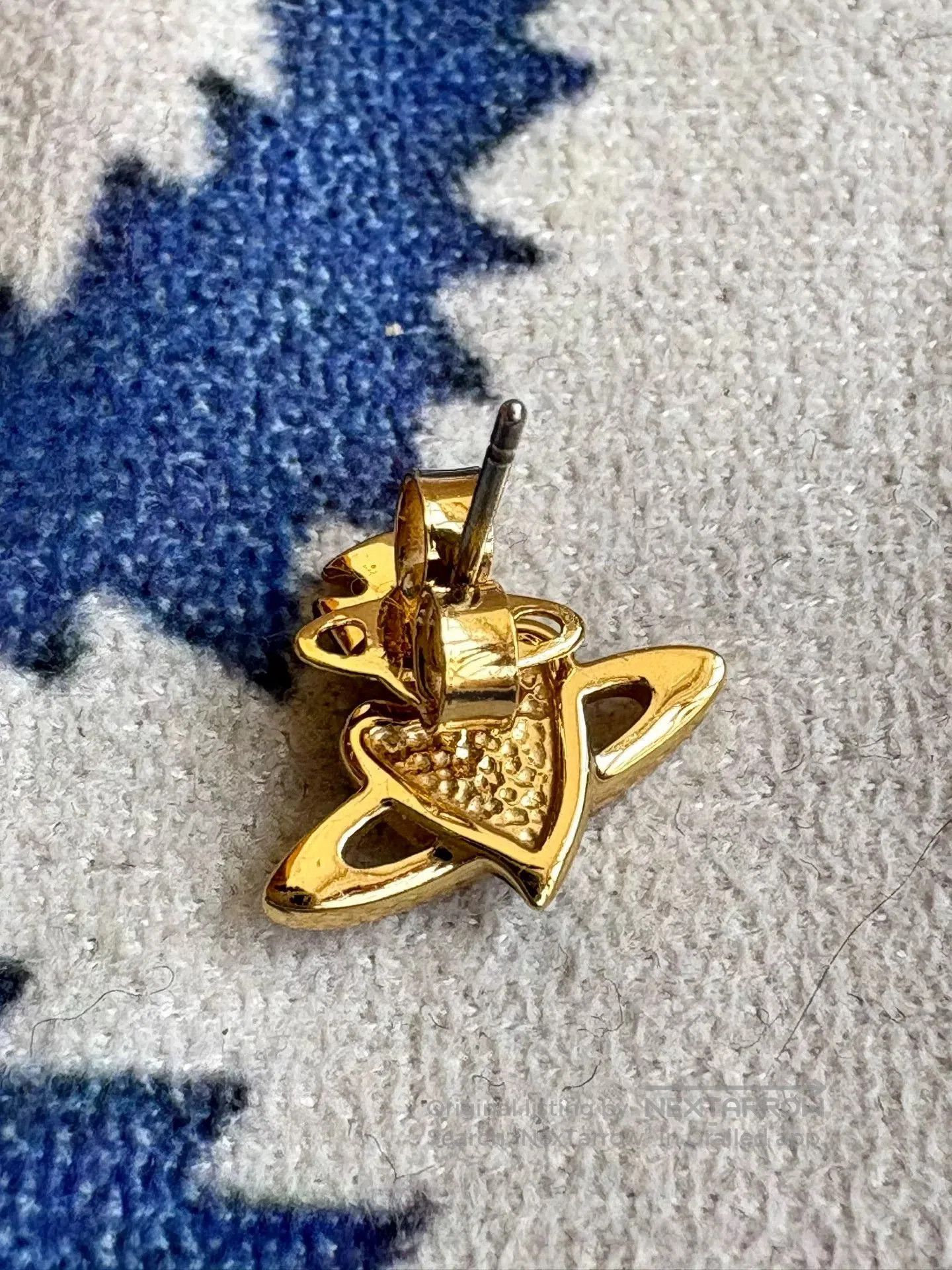 Vivienne Westwood vivienne westwood black heart stud earring. Size ONE SIZE - 3 Thumbnail
