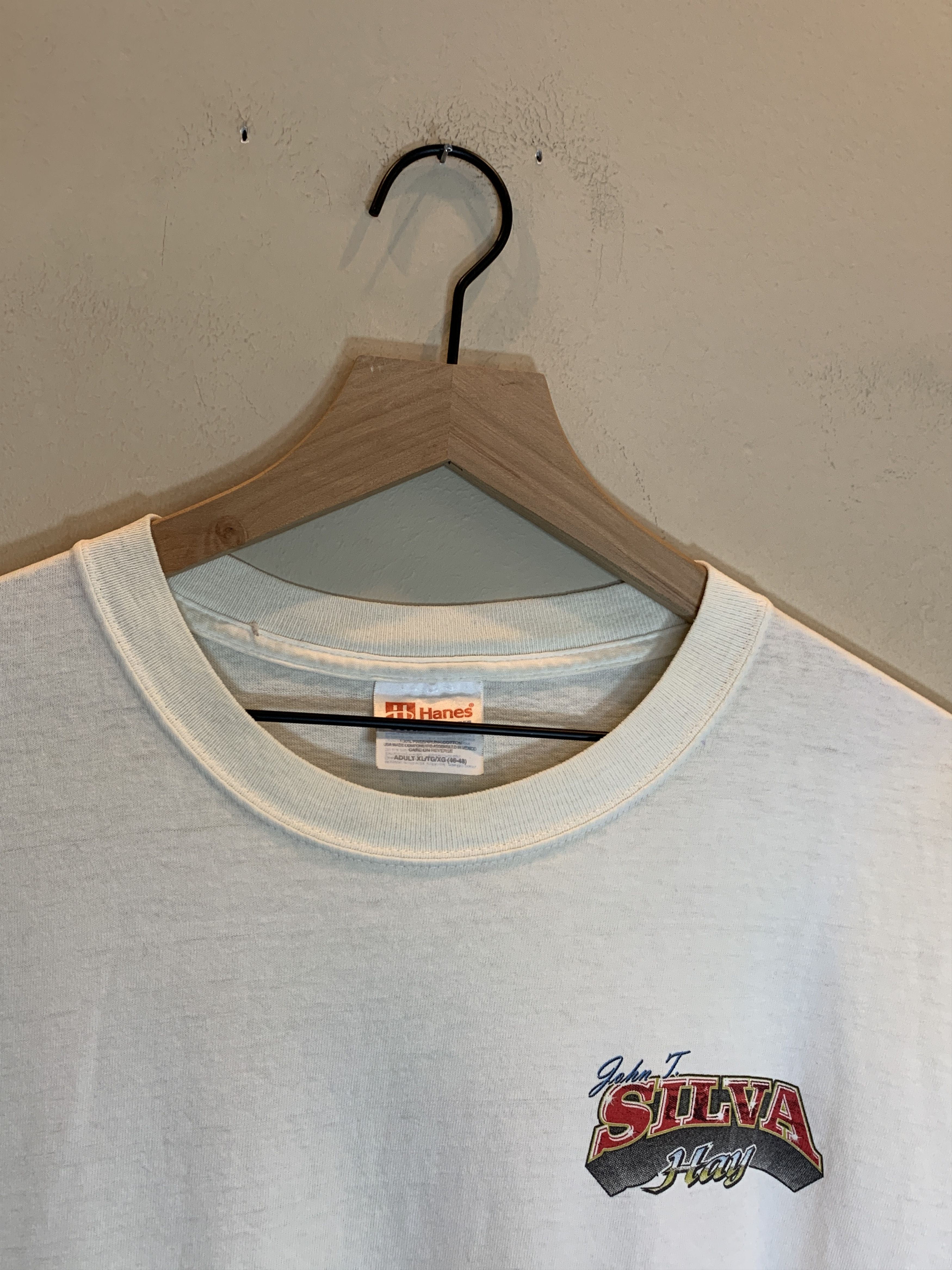 Vintage RARE* Vintage Addicted To Grass Hay Trucking Art T-Shirt Y2K Size US XL / EU 56 / 4 - 5 Thumbnail