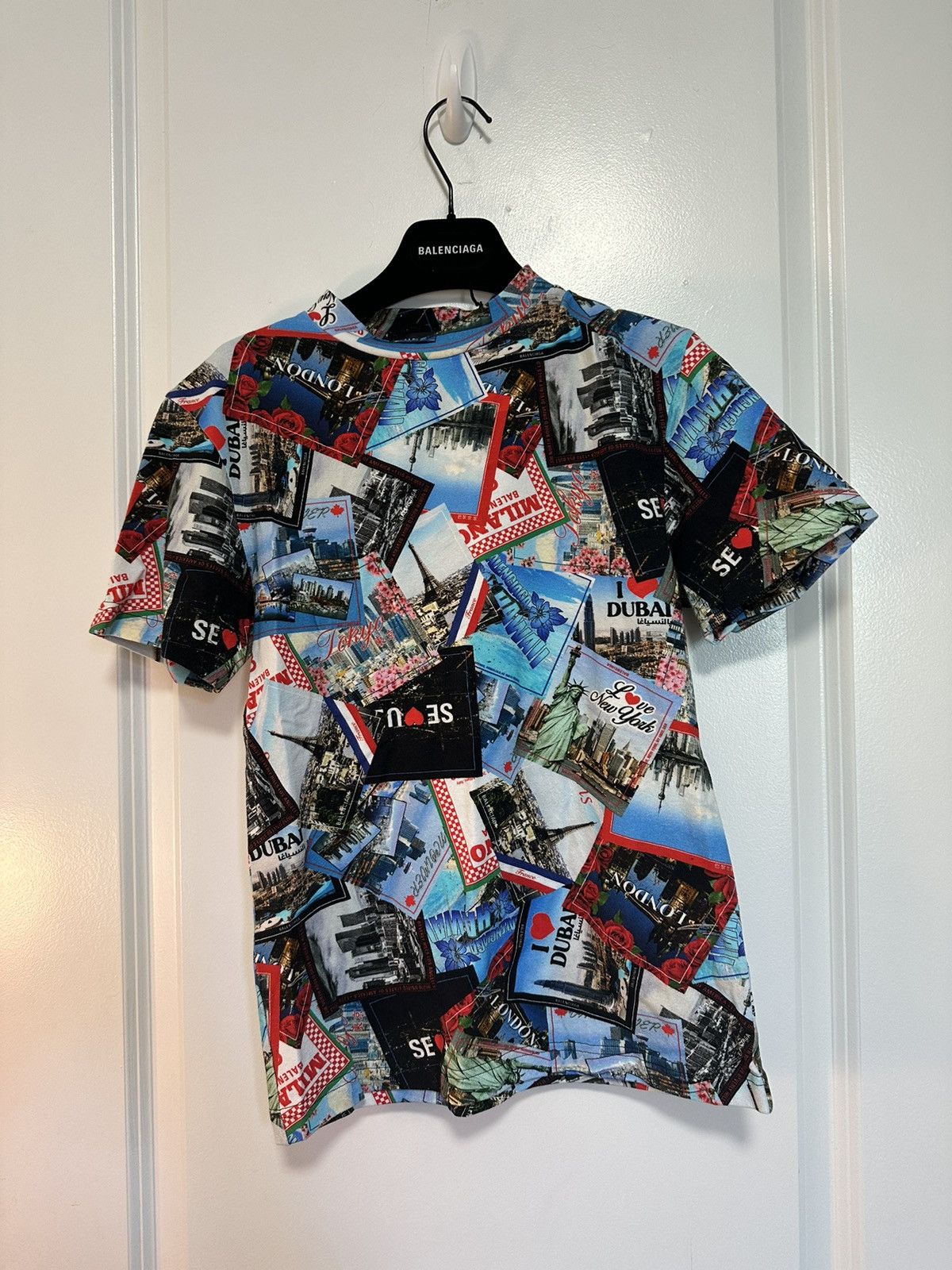 Balenciaga Tourist Baby tee Size US XS / EU 42 / 0 - 1 Thumbnail