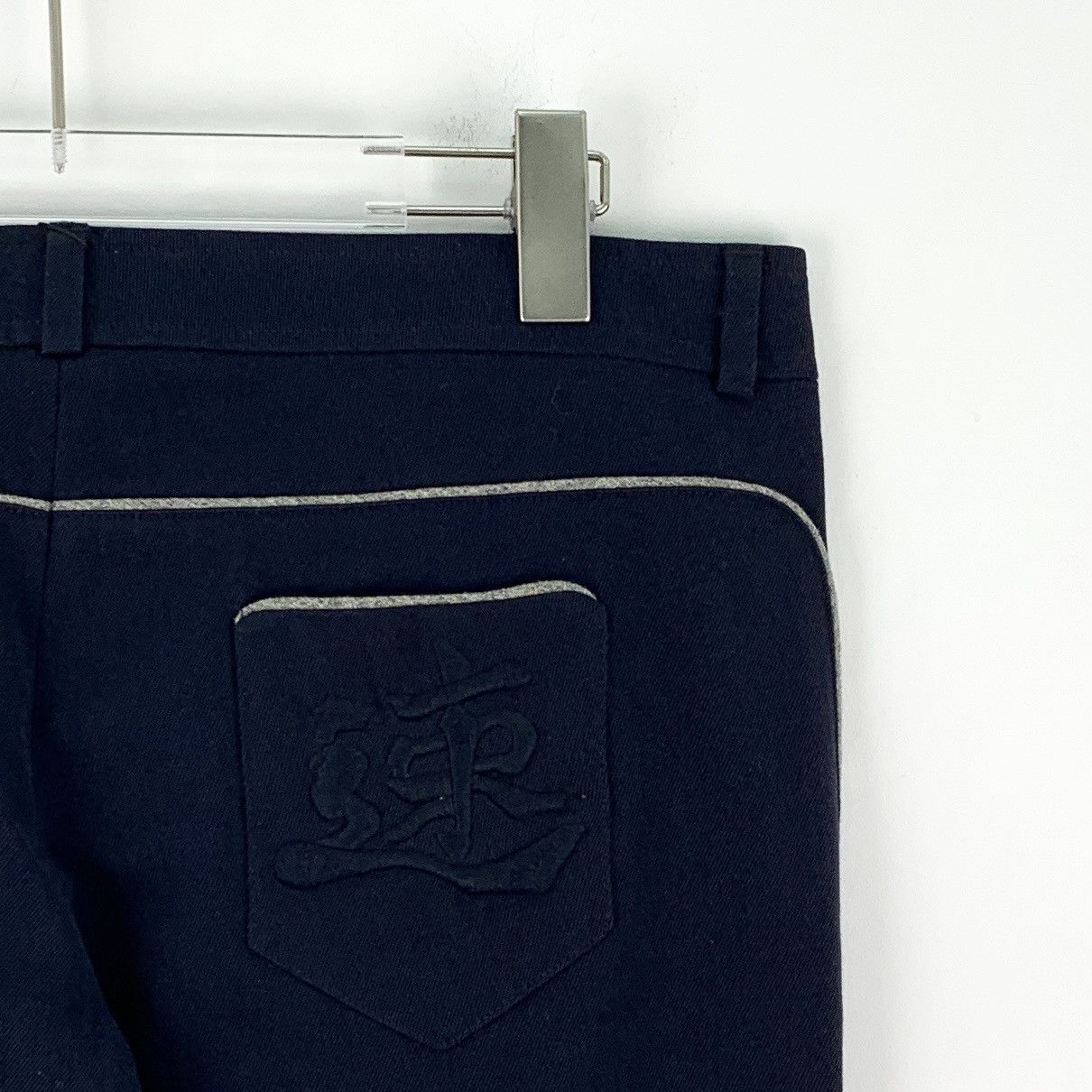 Balenciaga Balenciaga Dark Blue Letter Embroidered Casual Pants K26WX Size 27" / US 4 / IT 40 - 5 Thumbnail