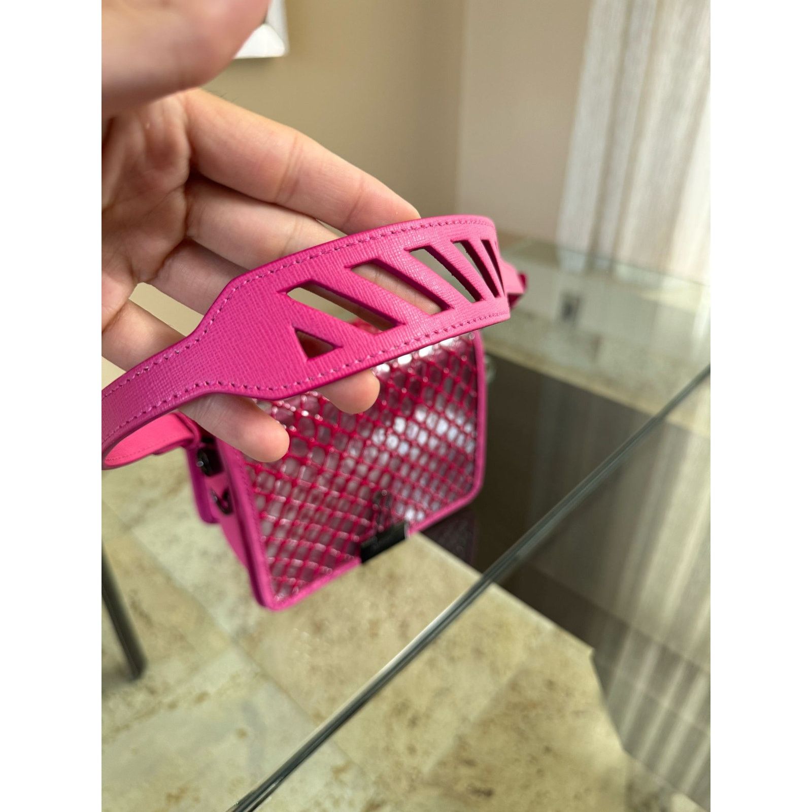 Off-White o1rshd1 Size: OS / Net Binder Clip Bag in Pink Size ONE SIZE - 6 Thumbnail