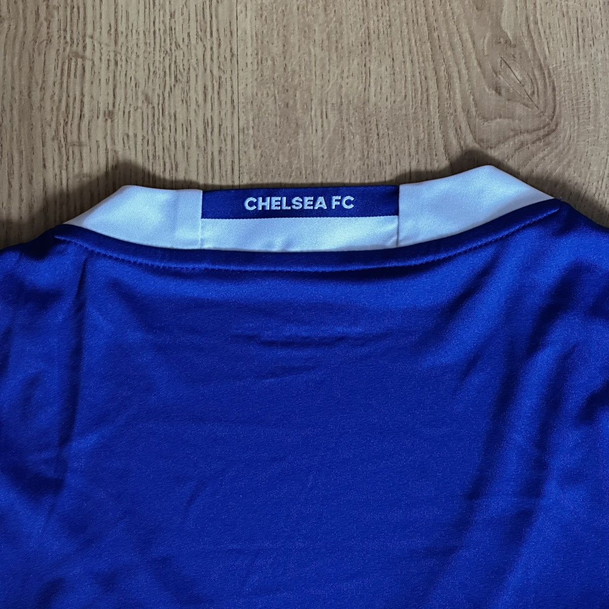 Adidas Chelsea Home Football Shirt 2016/17 Women Adidas Size M / US 6-8 / IT 42-44 - 5 Thumbnail