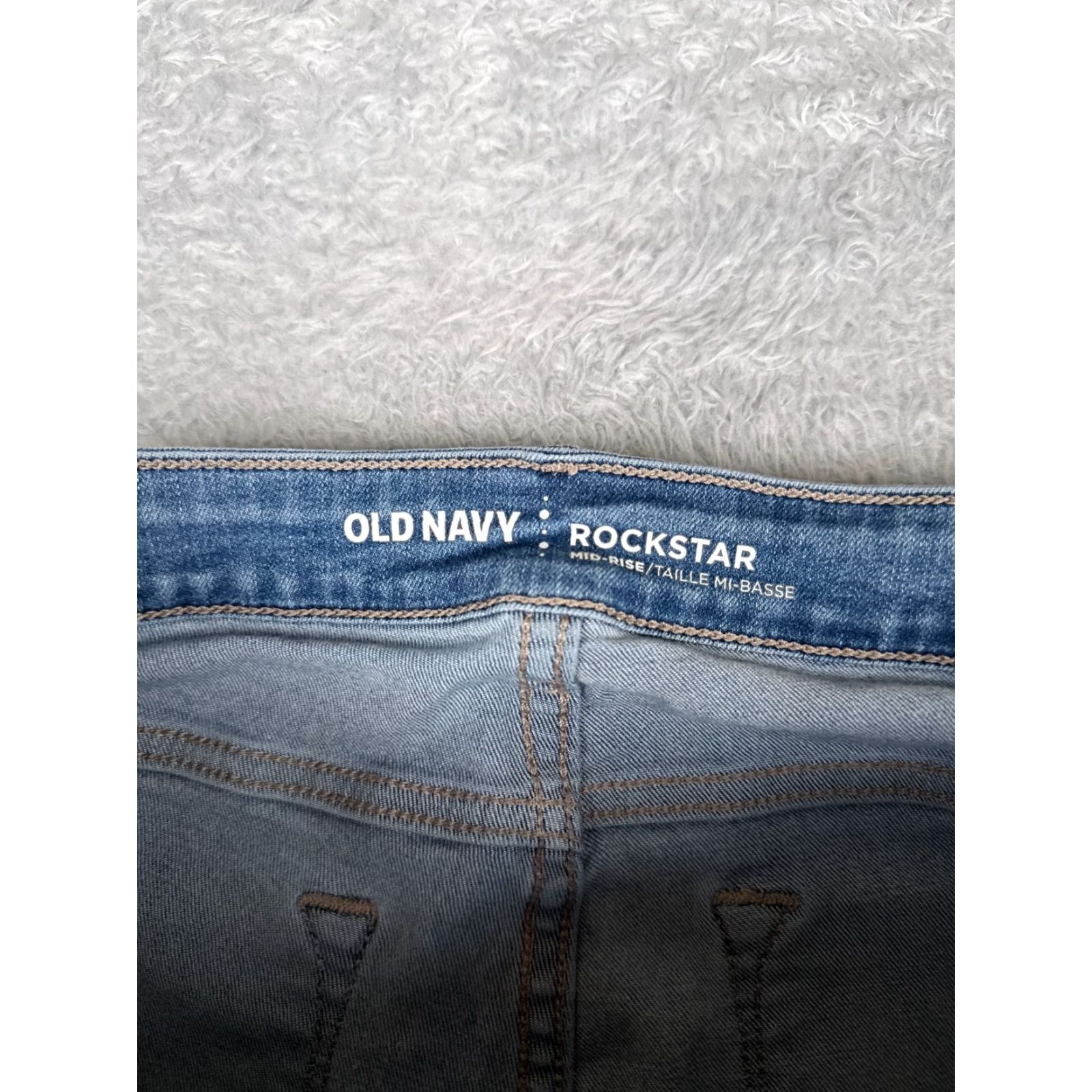 Old Navy Old Navy Jeans Womens 8 Blue Denim Rockstar Mid Rise Raw Hem Cotton Blend 29x25 Size 30" / US 8 / IT 44 - 6 Thumbnail