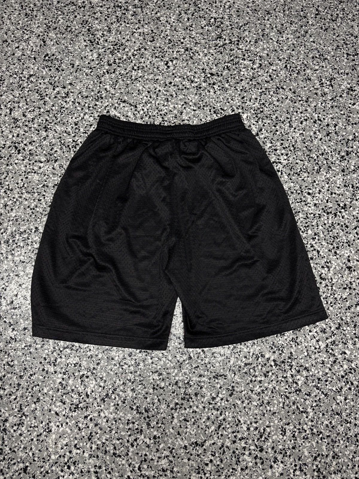 Vintage Vintage 1990s Hill Black Mesh Gym Shorts Size S Size US 32 / EU 48 - 2 Thumbnail