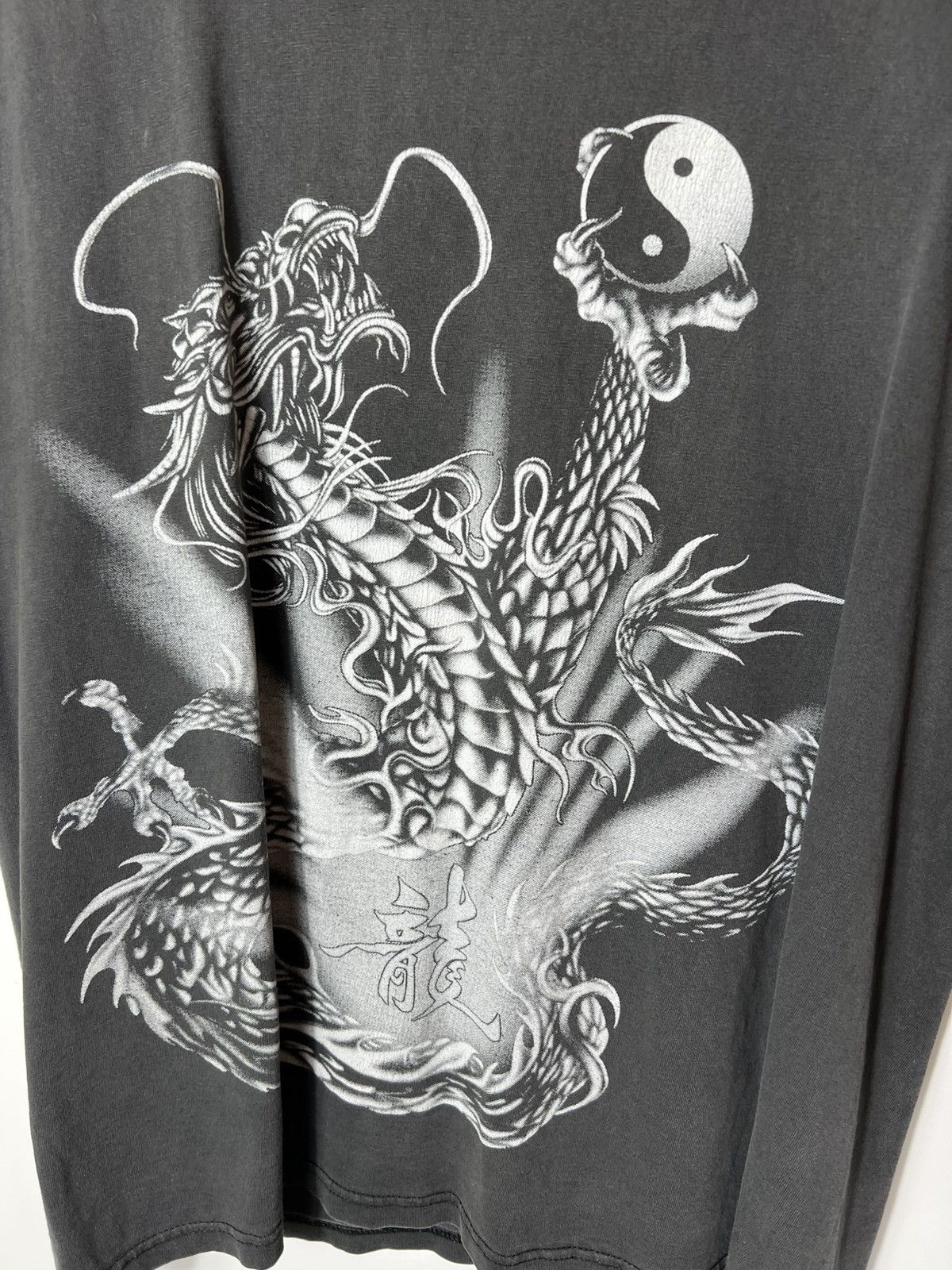 Japanese Brand Vintage streetwear y2k Japanese Style Dragon Overprint tee Size US M / EU 48-50 / 2 - 4 Thumbnail