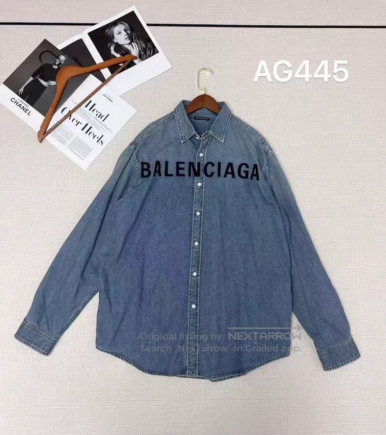Balenciaga Balenciaga size 39 Embroidered Logo Denim Shirt Jacket Size US S / EU 44-46 / 1 - 1 Thumbnail