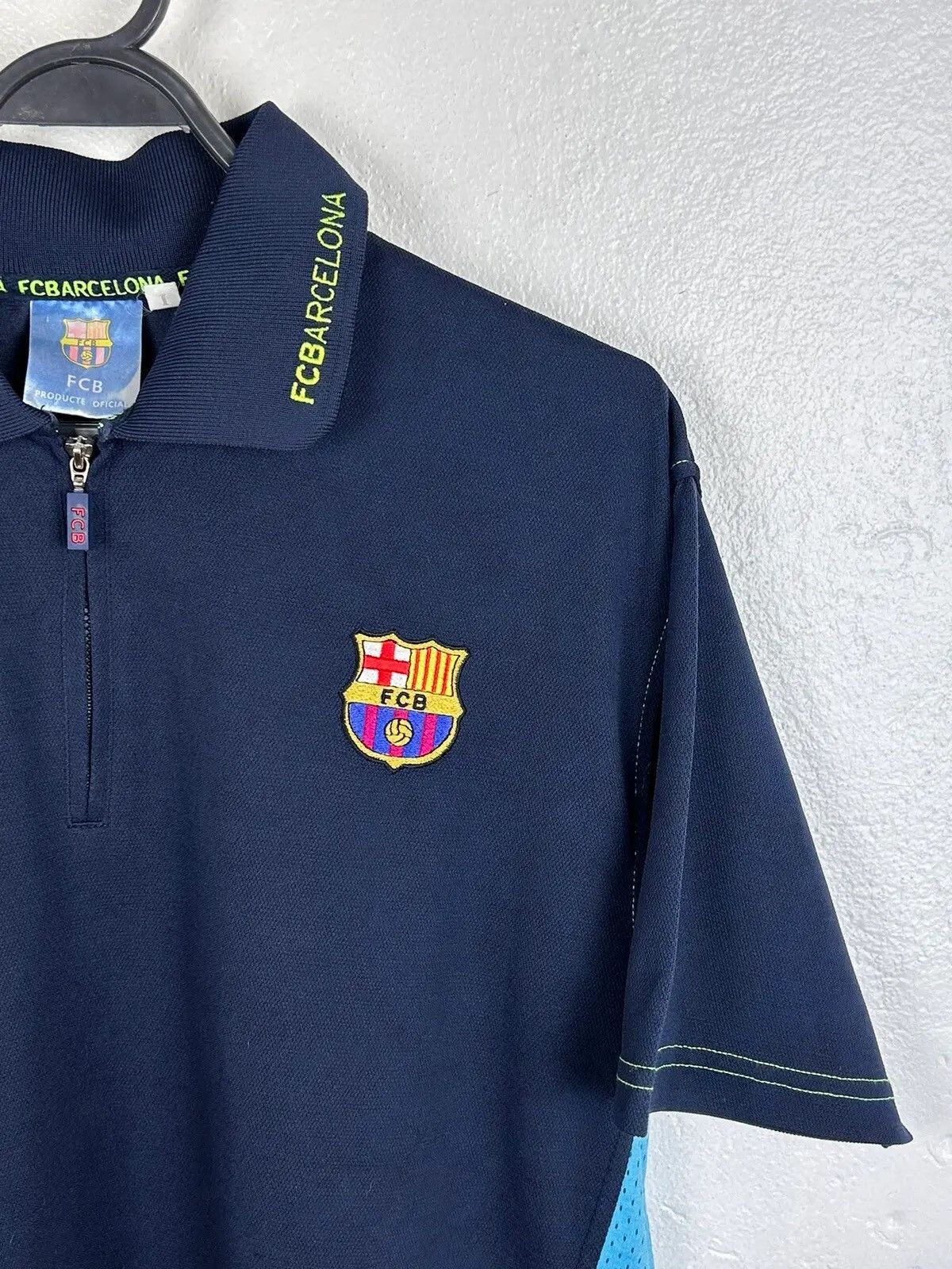 Vintage Vintage FC Barcelona Roger’s Licensed Zippered Jersey Size US L / EU 52-54 / 3 - 2 Thumbnail