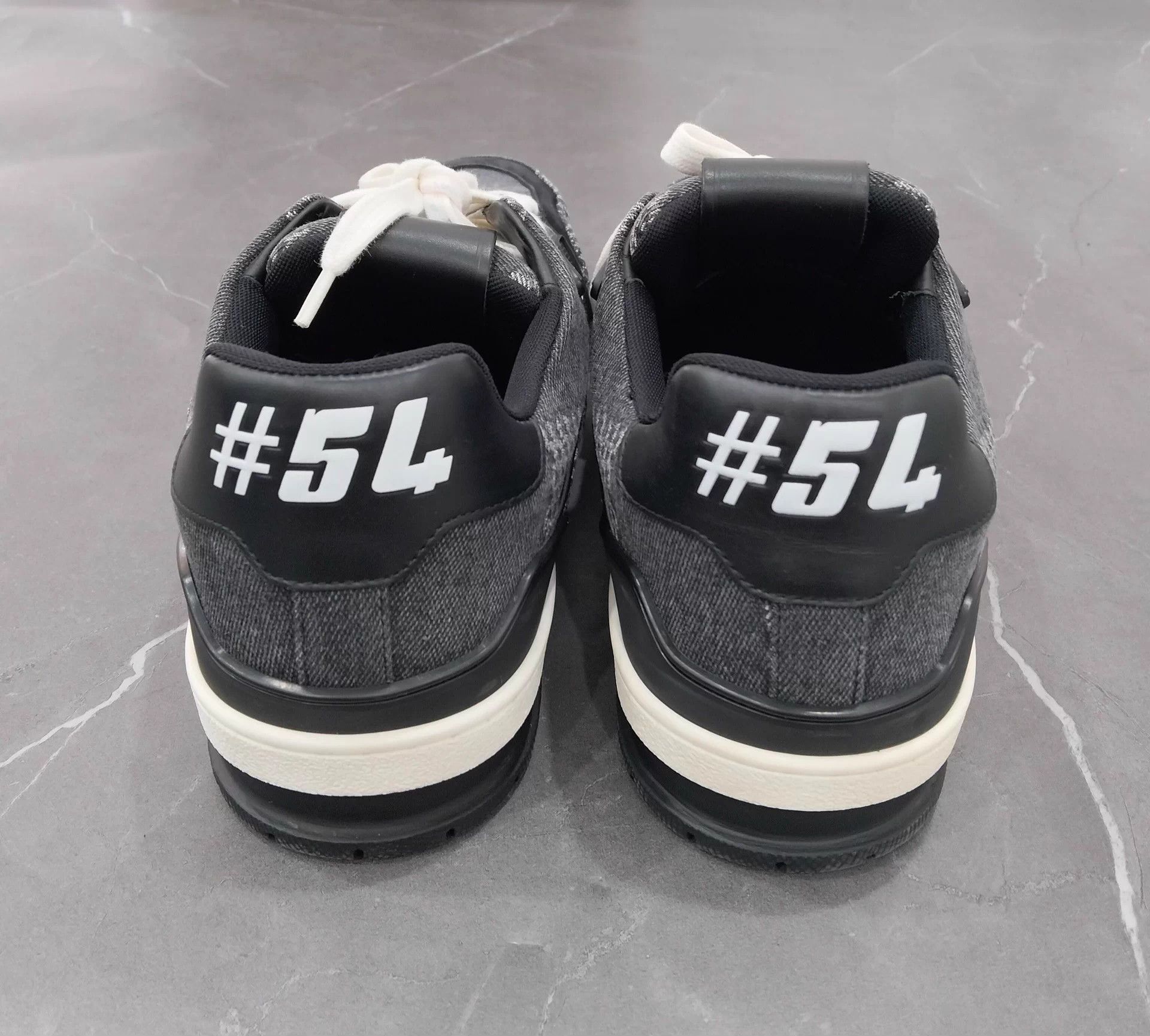 Louis Vuitton LV Trainer EUR 42 Size US 9 / EU 42 - 5 Thumbnail