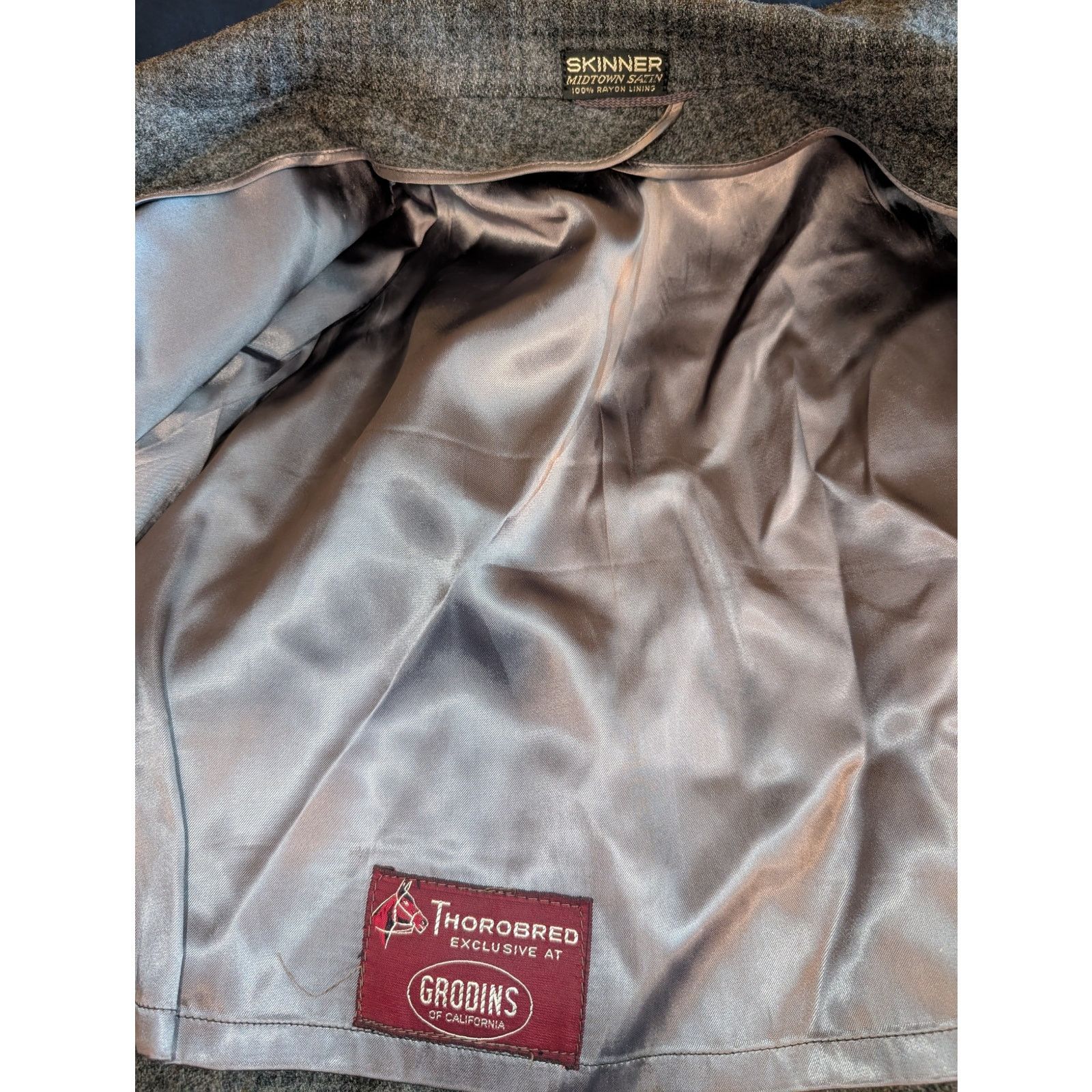 London Fog Vintage Thorobred Wool Overcoat Grodins Skinner Satin 48 Size US L / EU 52-54 / 3 - 5 Thumbnail