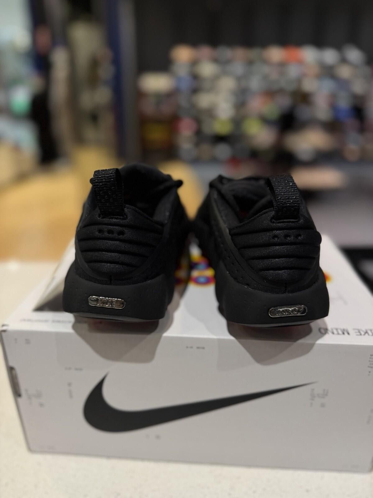 Nike Nike Mind 002 Black Chrome Hyper Crimson Womens 8.5US Size US 8.5 / IT 38.5 - 7 Thumbnail