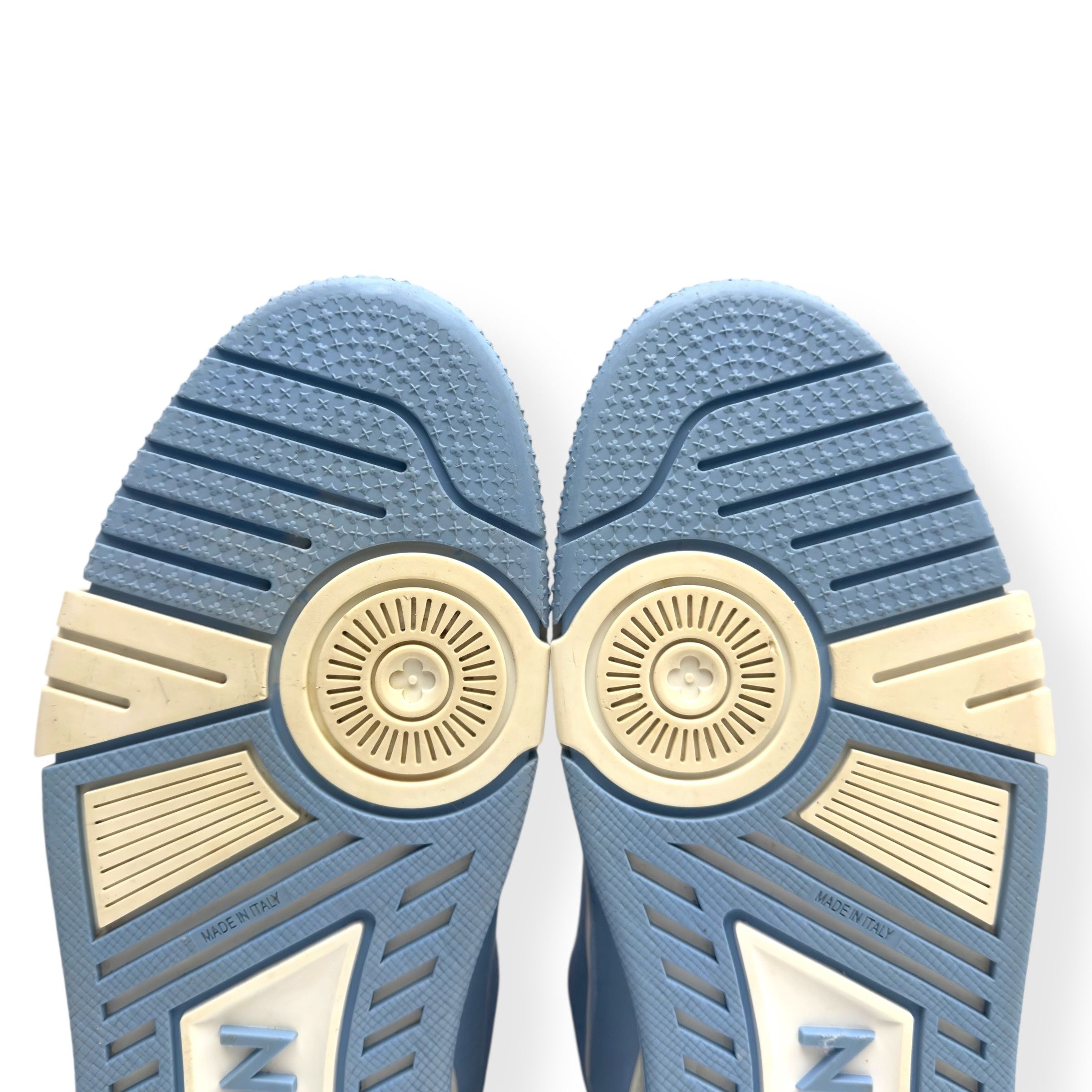 Louis Vuitton LOUIS VUITTON LV TRAINER BABY BLUE / WHITE UK Size US 8 / EU 41 - 12 Thumbnail