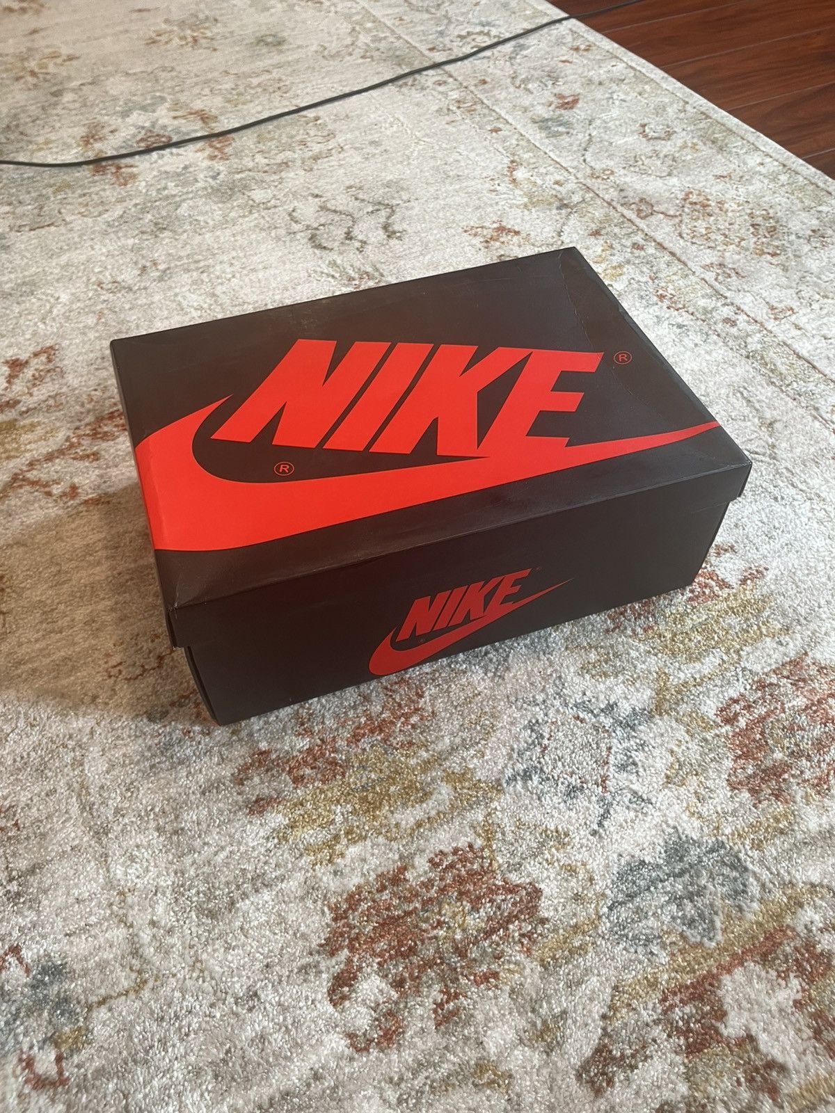 Jordan Brand Jordan 4 Bloodline 10.5 Size US 10.5 / EU 43-44 - 14 Thumbnail