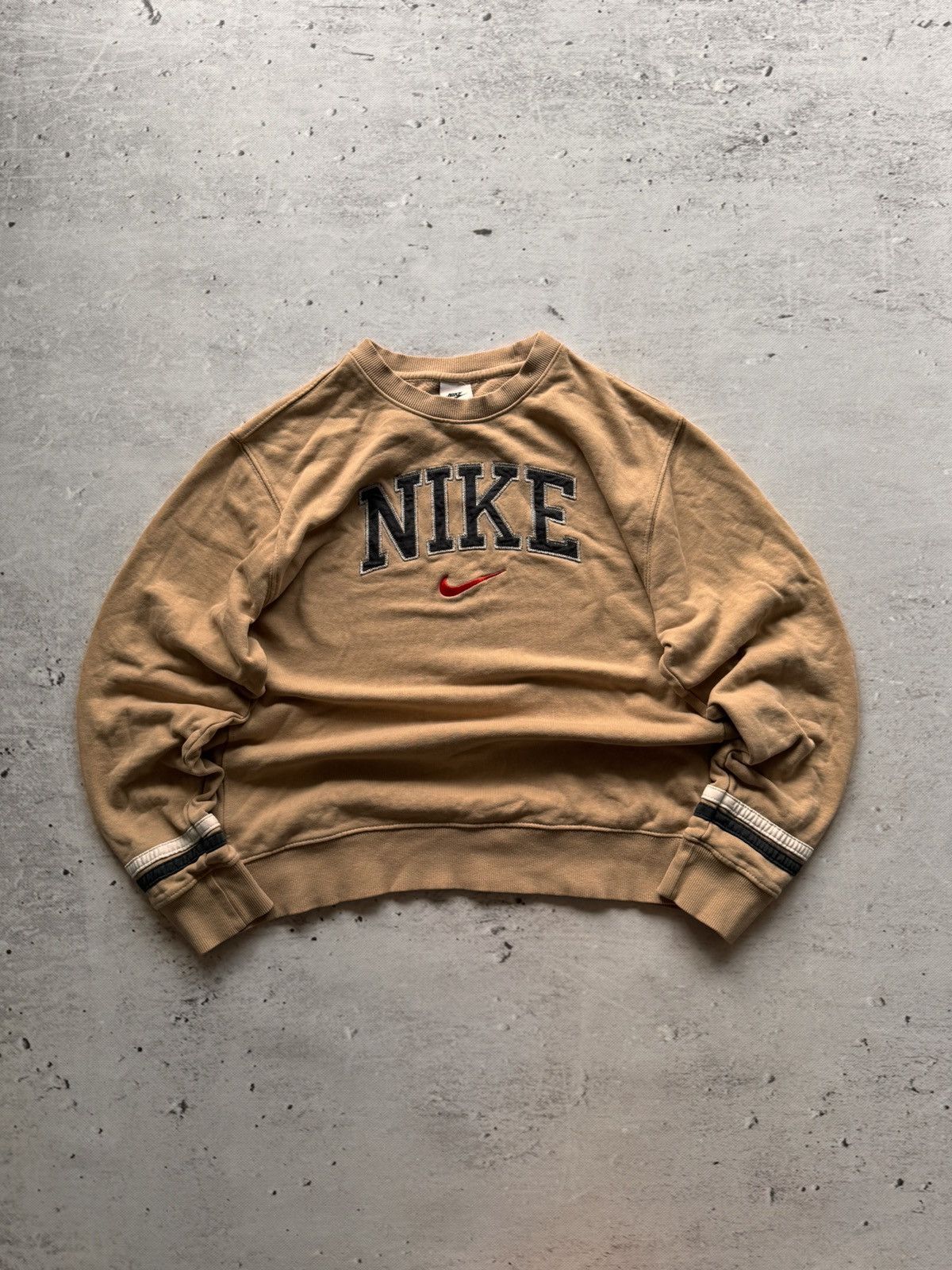 Nike × Vintage NIKE VINTAGE CENTER LOGO OVERSIZE BOXY SWEATSHIRT Size US M / EU 48-50 / 2 - 1 Thumbnail