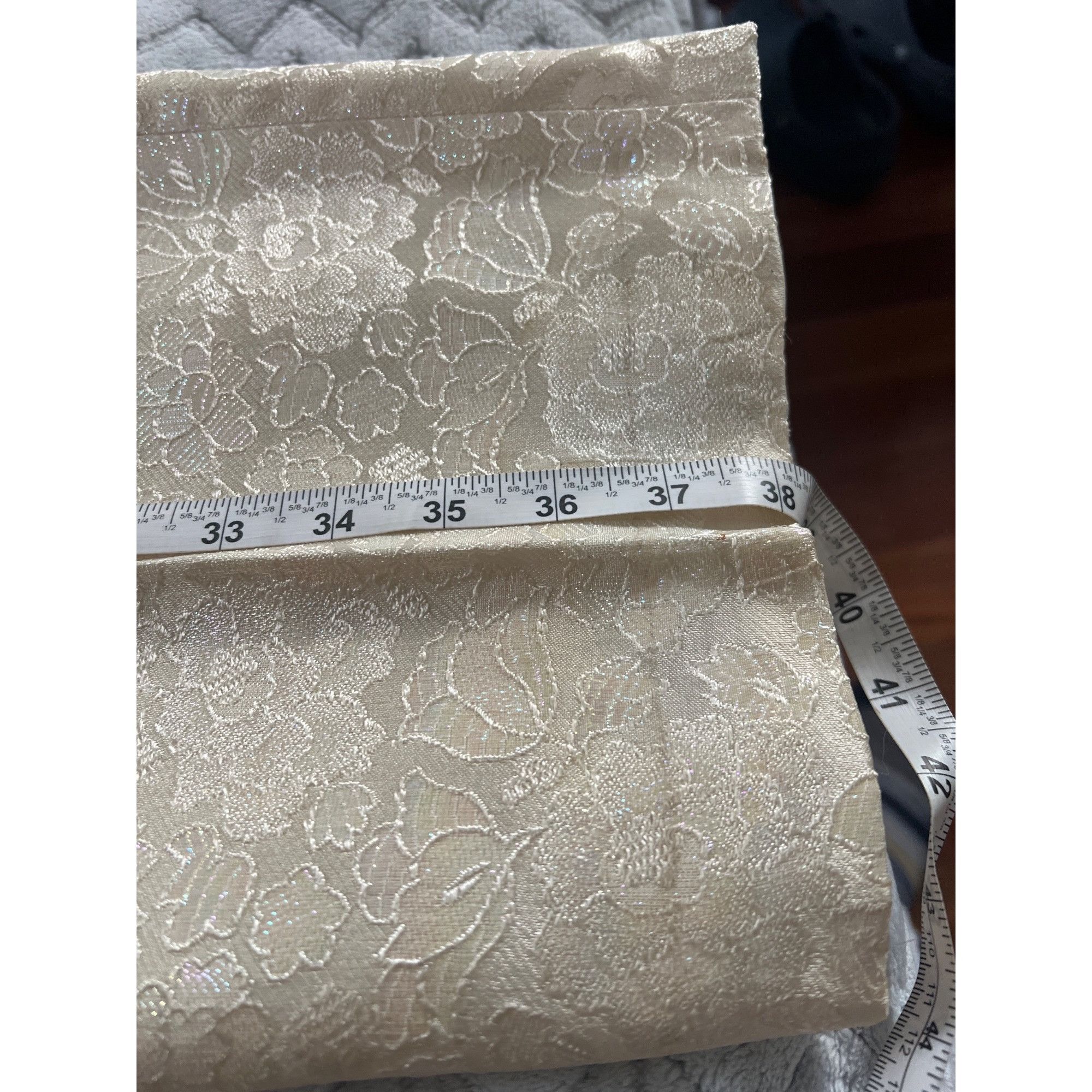 Other Vintage 2-Piece Ivory Brocade Sleeveless Top & slacks With Size M / US 6-8 / IT 42-44 - 16 Thumbnail