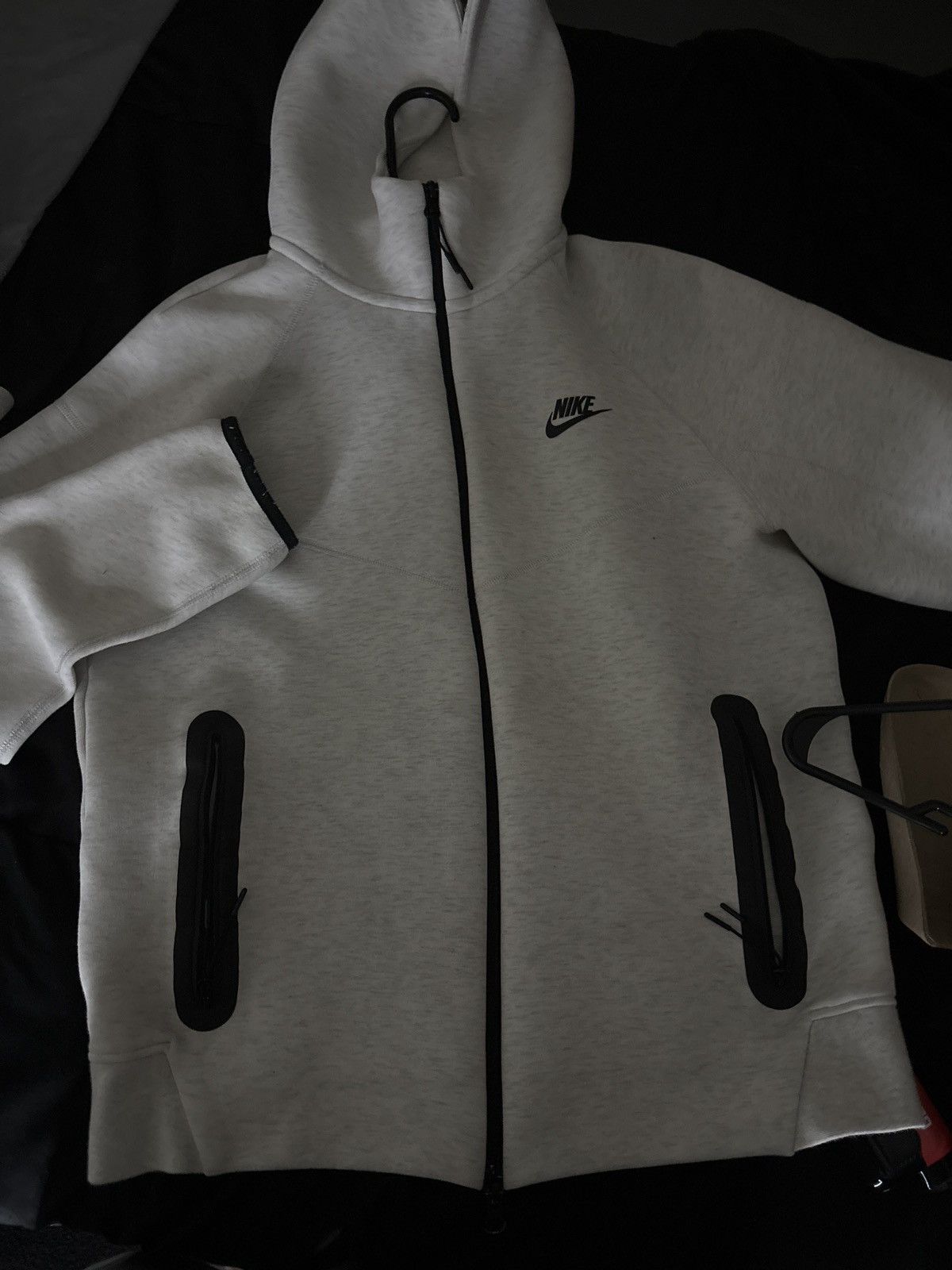 Nike 2024 Nike Tech Size US M / EU 48-50 / 2 - 1 Thumbnail