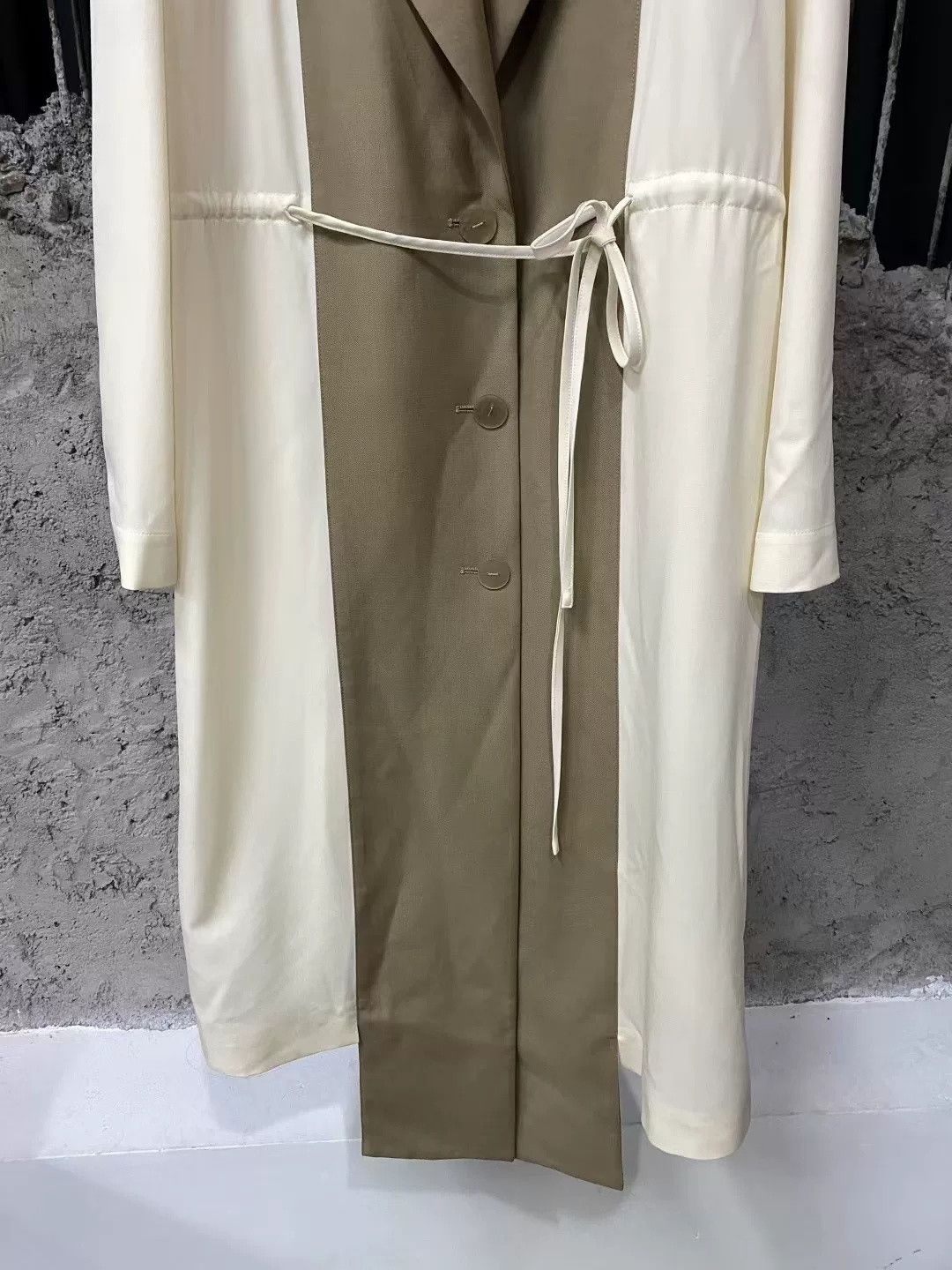 Loewe Loewe White Brown Colorblock Long Trench Coat Size US 7 / EU 40 - 4 Thumbnail