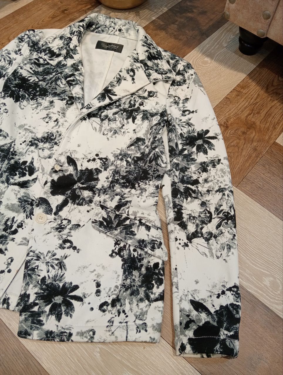 Tornado Mart TORNADO MART JAPAN FLORAL BLACK & WHITE BLAZER JACKET Size US L / EU 52-54 / 3 - 4 Thumbnail