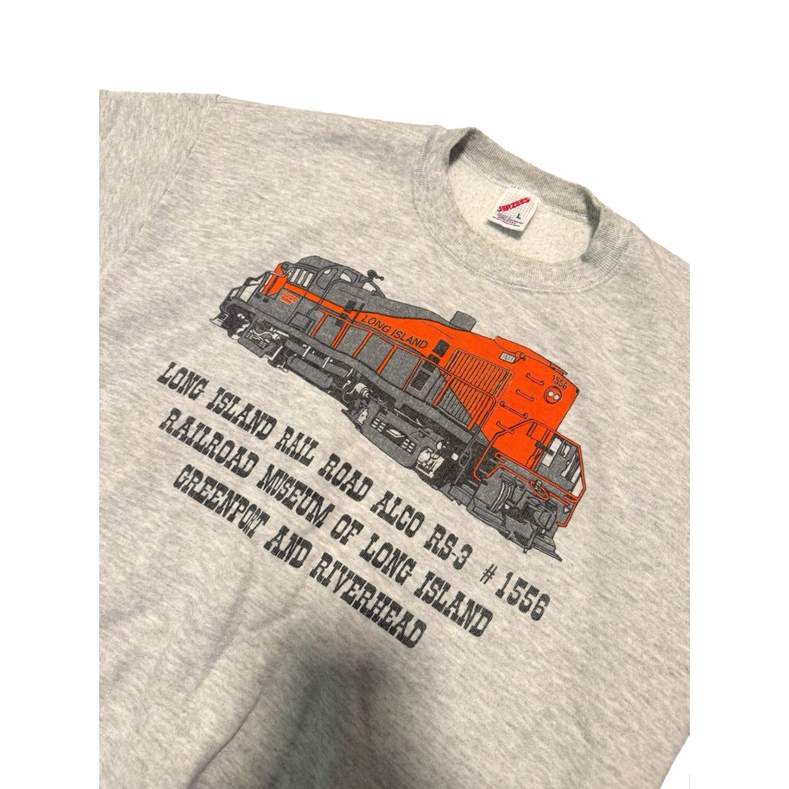 Jerzees VINTAGE Long Island Railroad (LIRR) ALCO RS-3 #1556 GRAY Sweatshirt L Navy Jersey Jerzees Unisex Adults Crew Neck Pullover Graphic Print Train 90s USA Size US L / EU 52-54 / 3 - 5 Thumbnail