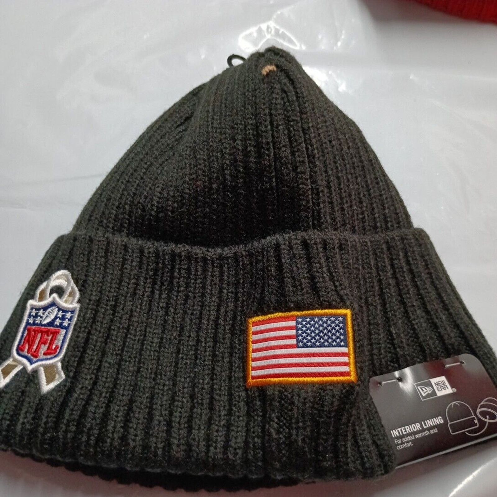 New Era New Era Tampa Bay Buccaneers Salute To Services Beanie Black Size ONE SIZE - 4 Thumbnail